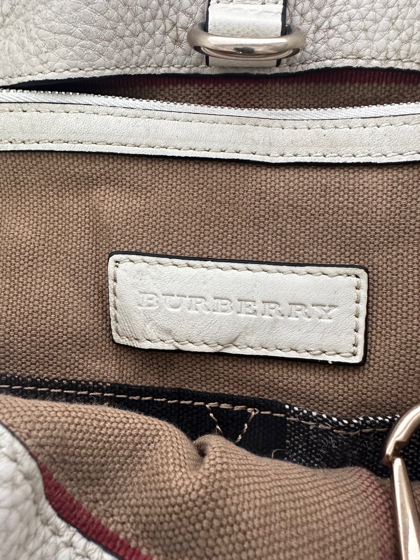 BURBERRY Ashby Medium Bucket Bag Check White
