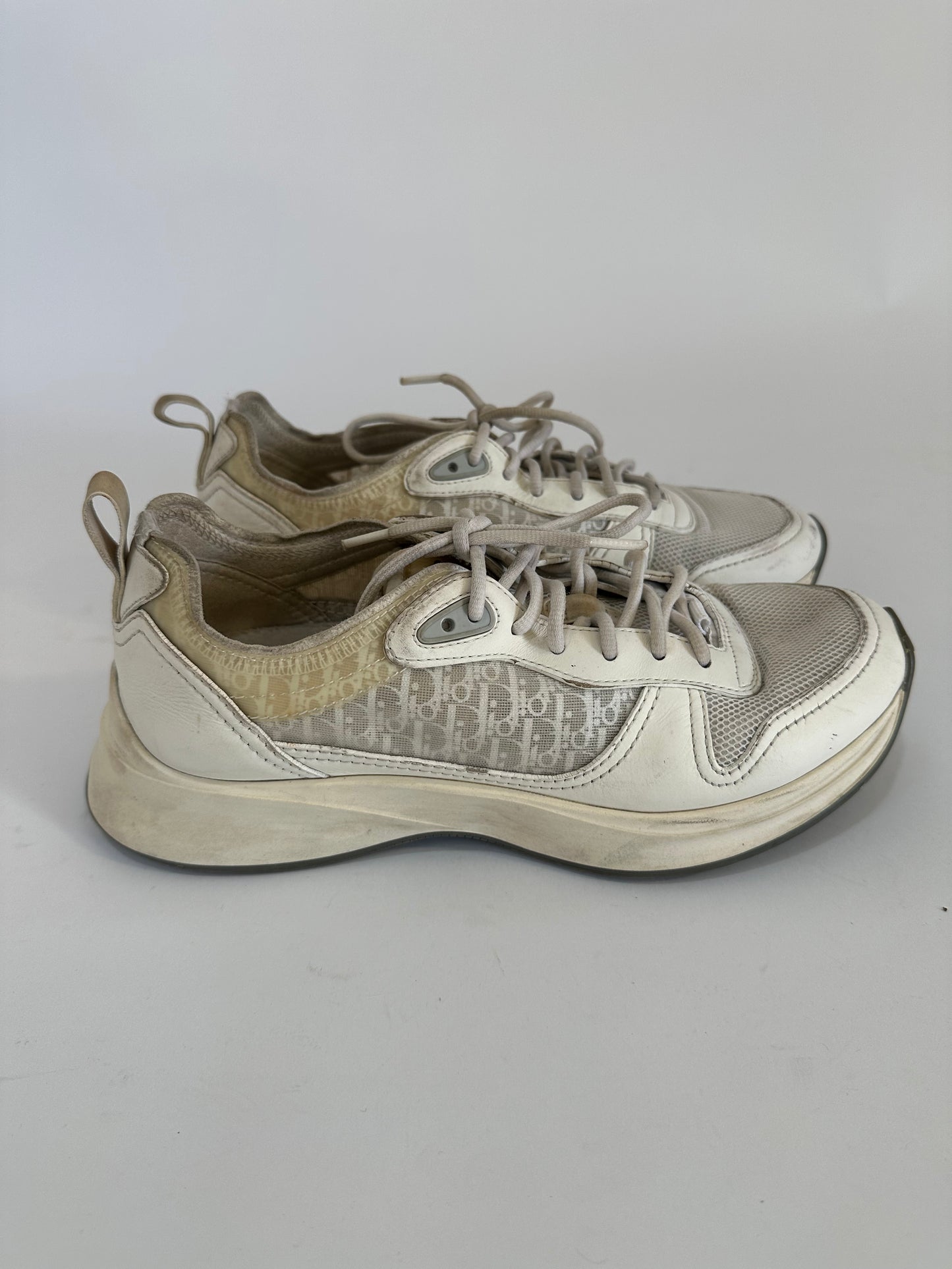 CHRISTIAN DIOR
Suede Technical Mesh Oblique Mens B25 Runner Sneaker Size 40