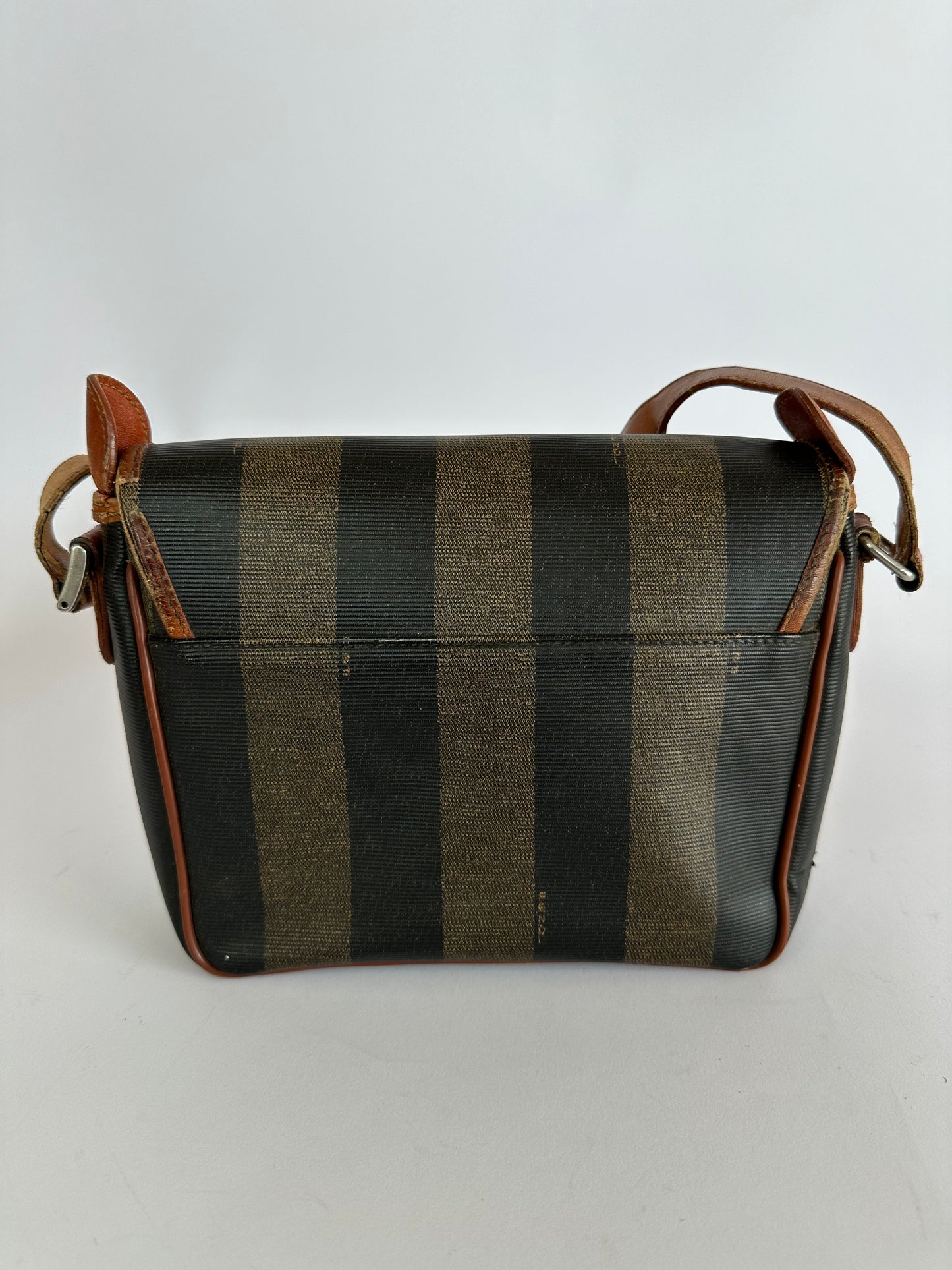 FENDI
Vintage Pequin Flap Crossbody