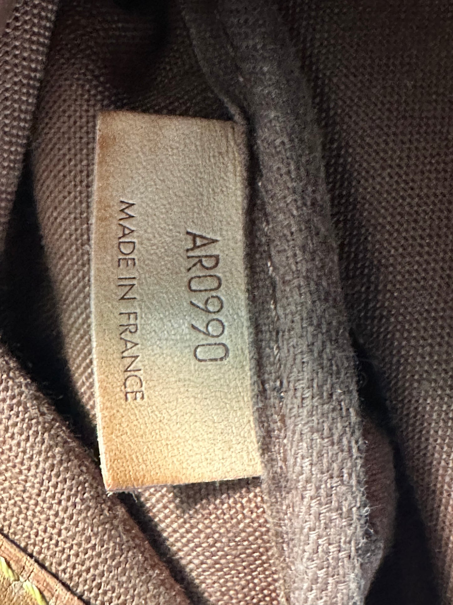LOUIS VUITTON Monogram Saumur 30