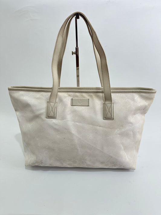GUCCI White Imprime GG Tote Medium