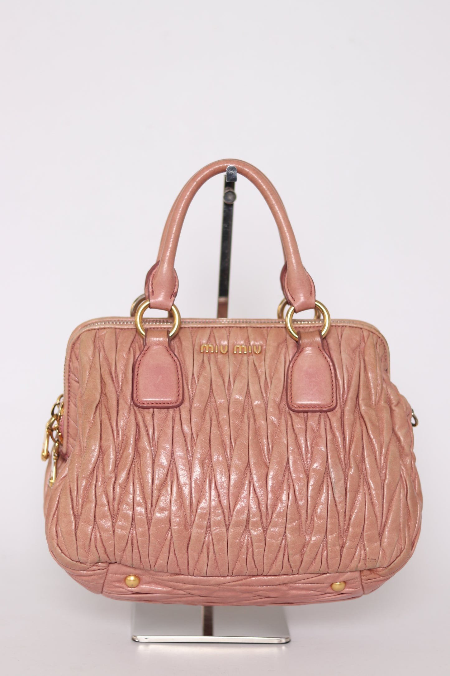 MIU MIU
Nappa Matelasse Top Handle Bowler Rosa