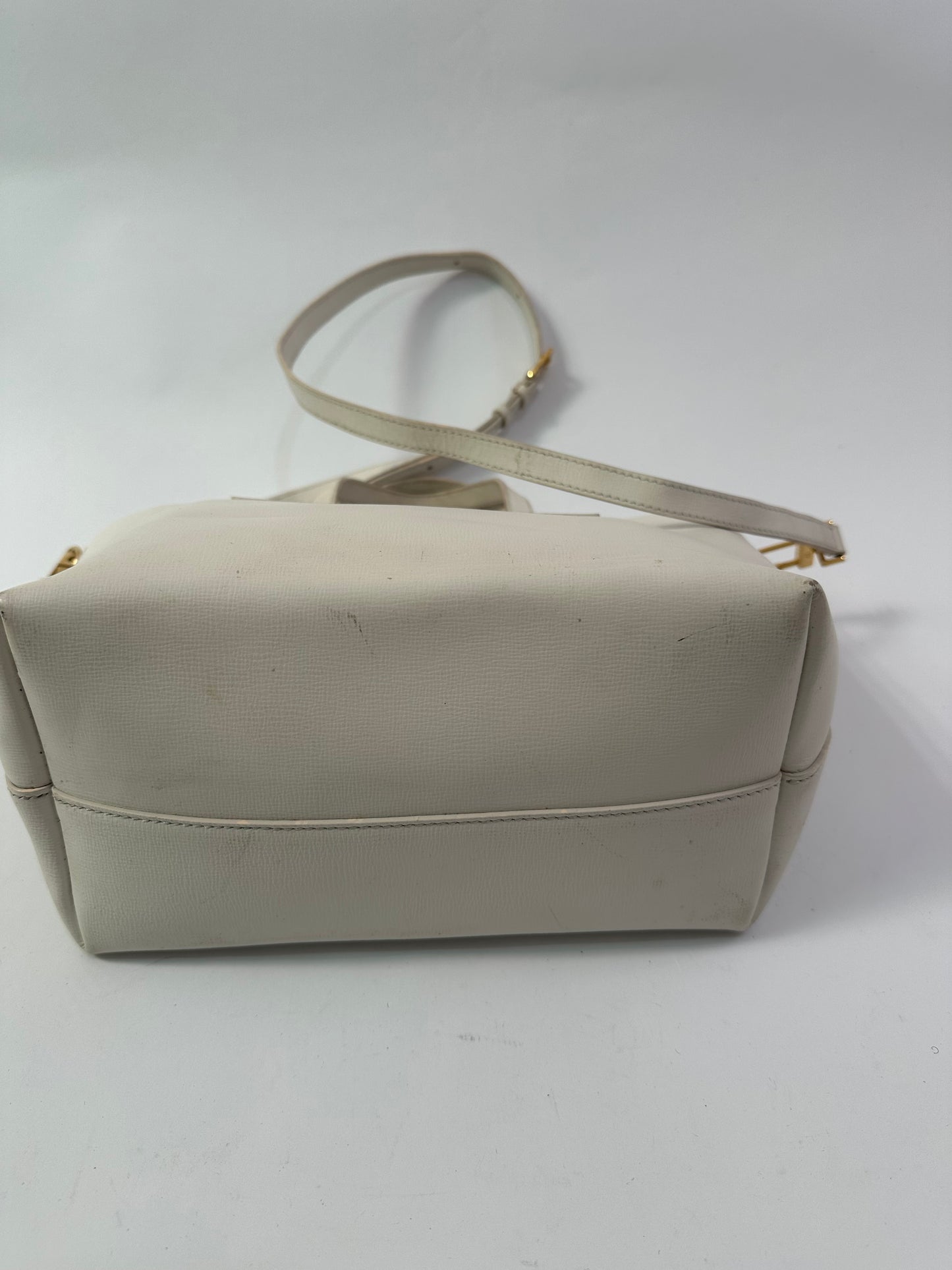 TOM FORD
Saffiano Mini T Tote White