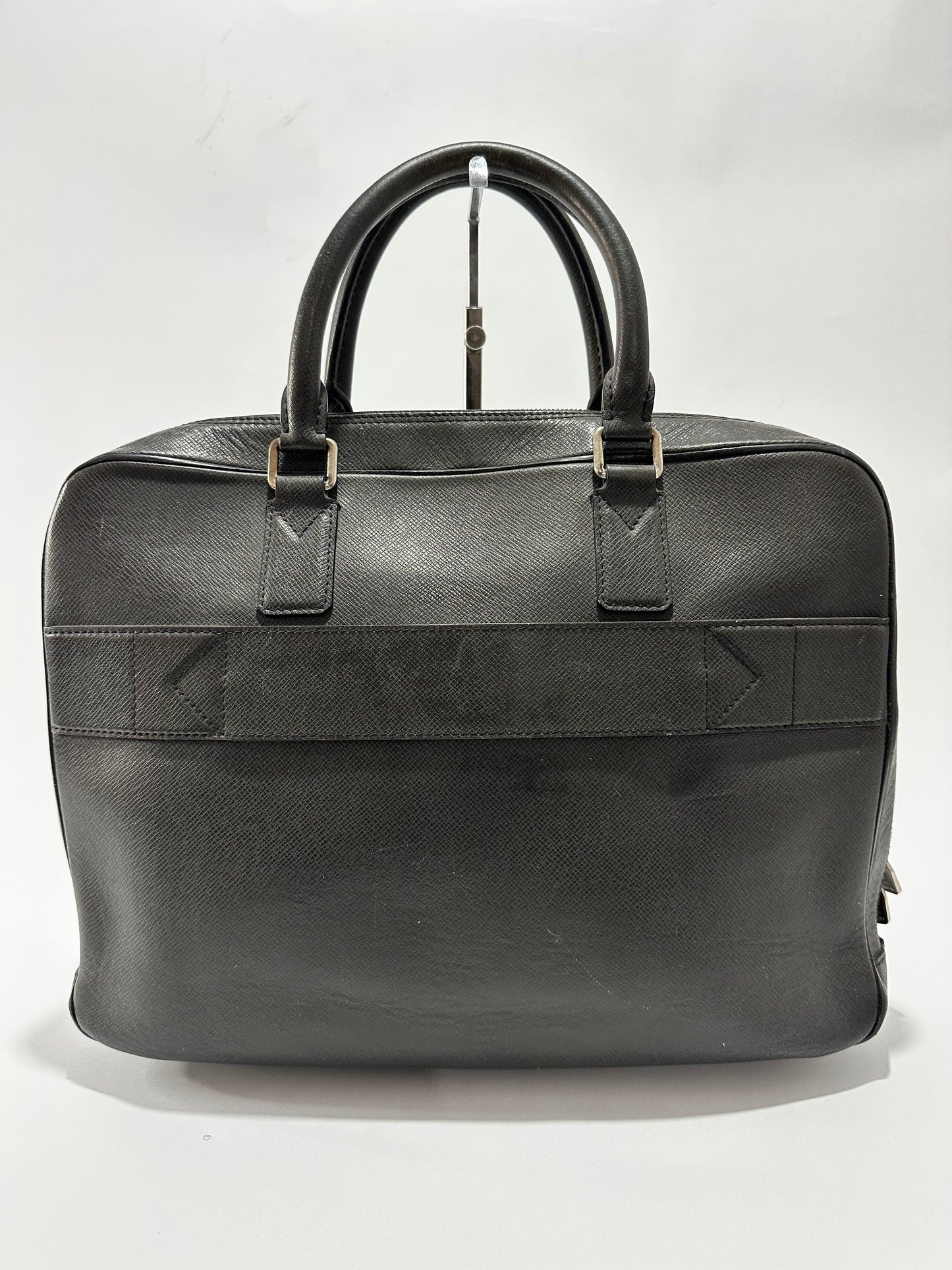 Louis Vuitton Black Taiga Leather Neo Igor Briefcase