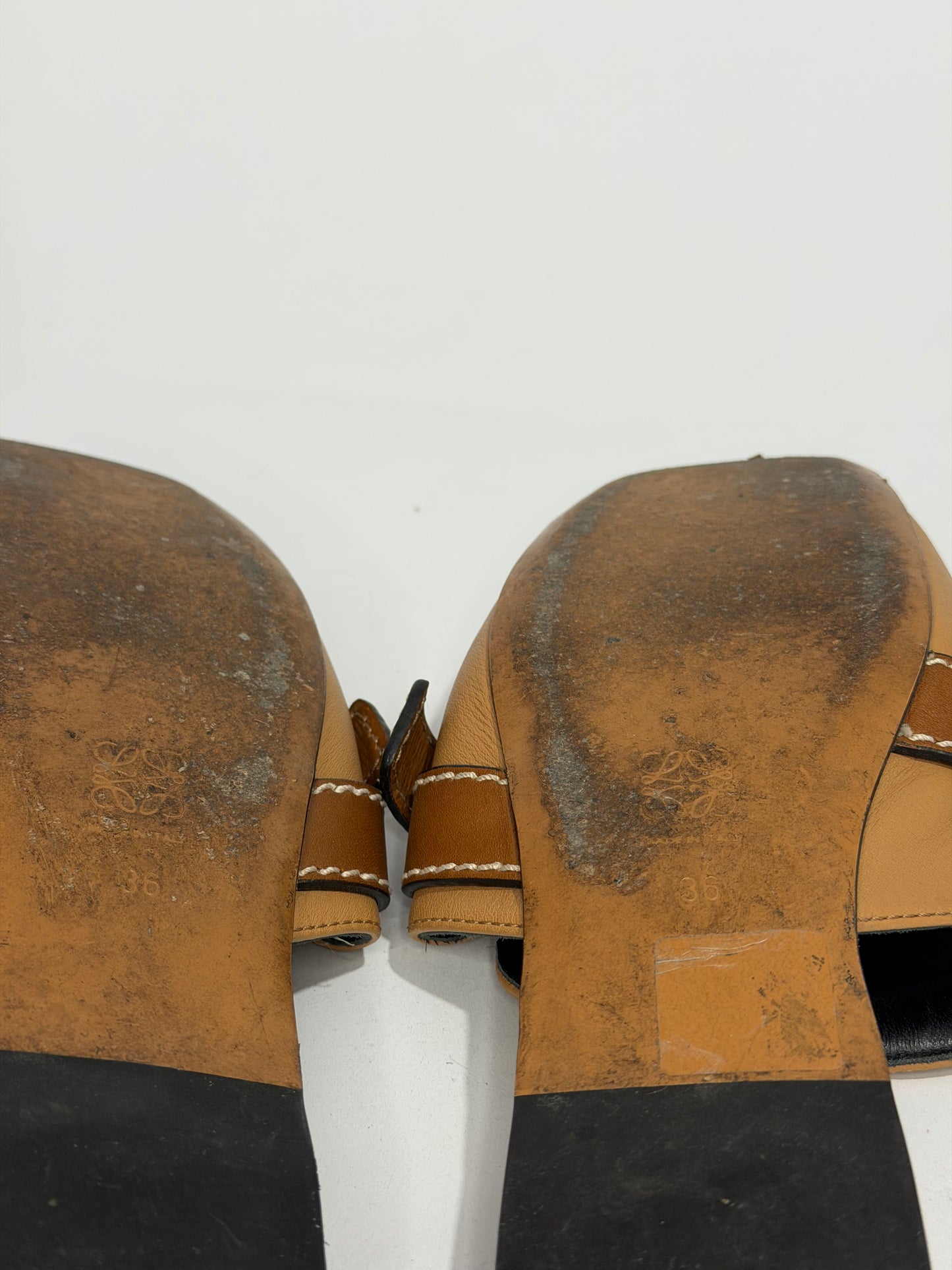Loewe Brown leather Gate slippers Size 36 EU/6 US/ 3 UK