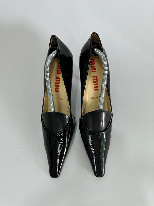 VINTAGE MIU MIU Black Patent Leather Pointed Toe Kitten Heel Pumps Size 37.5 IT