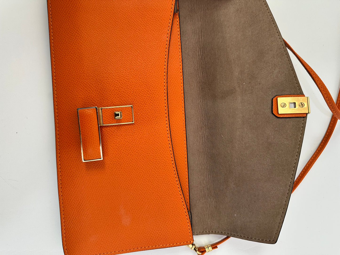 VALEXTRA
Iside Havana Saffiano Clutch