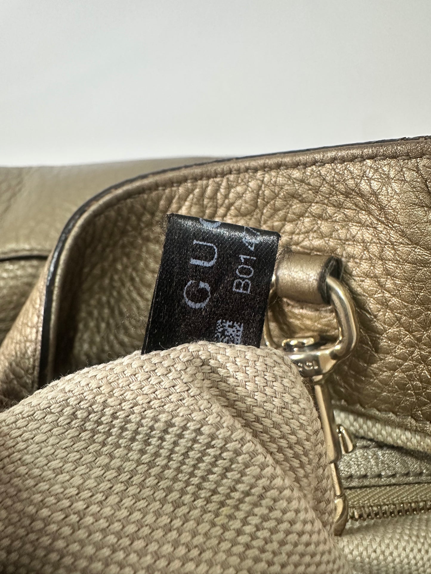 Gucci Gold Pebbled Leather Medium Soho Tote