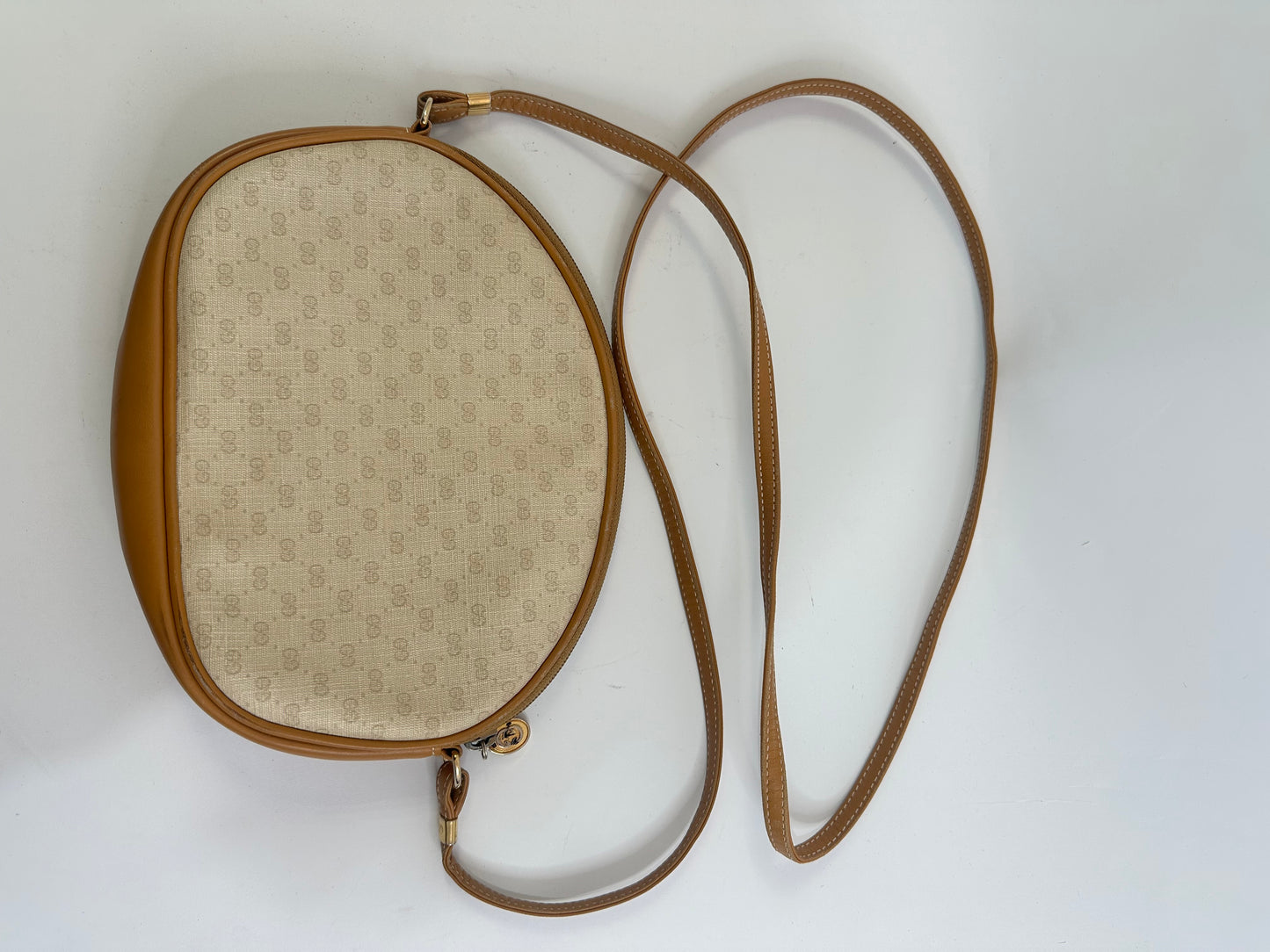 Gucci
Micro GG Monogram Crossbody Bag Vintage