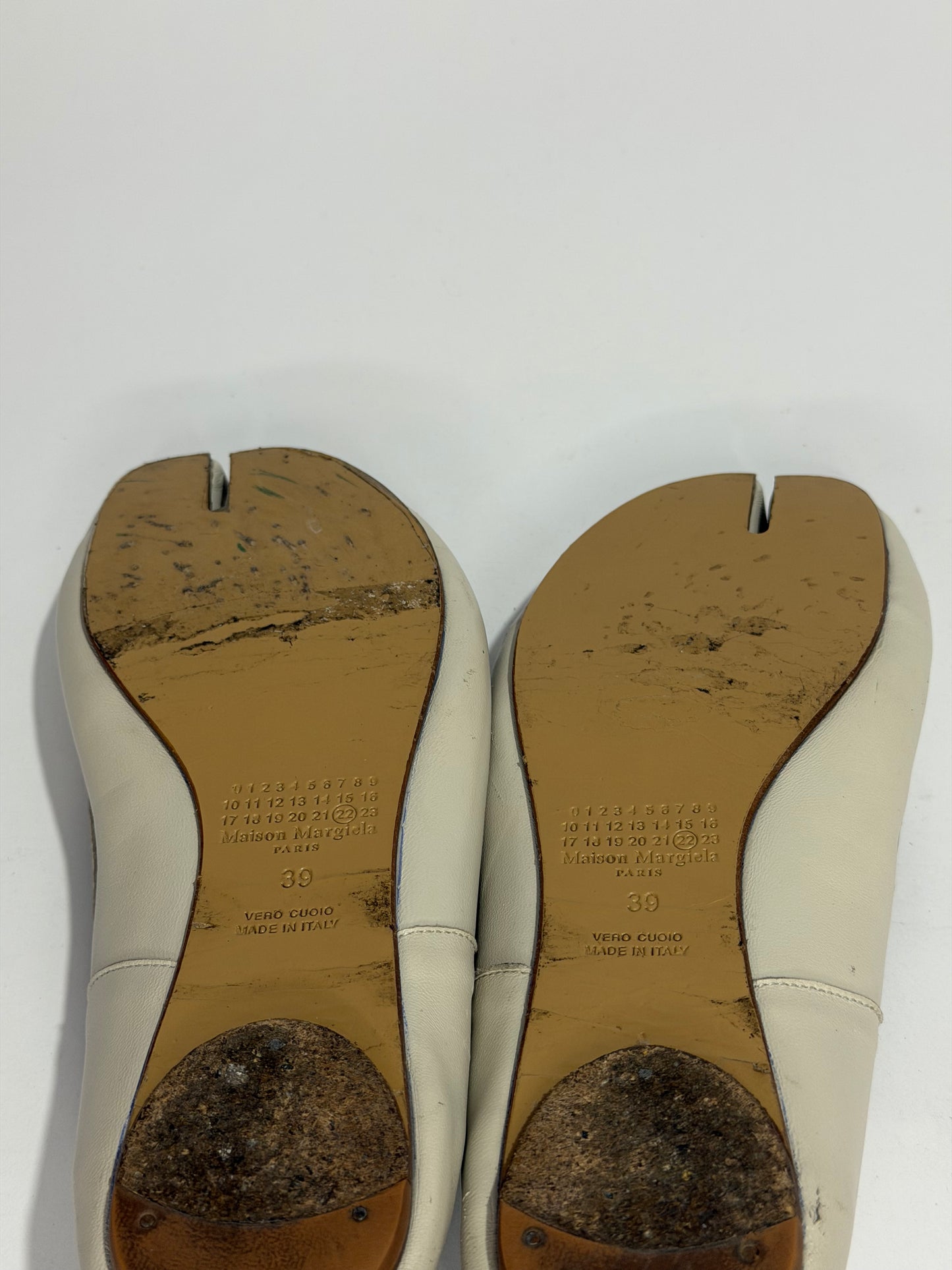 Maison Margiela Tabi Ballet Flats Ivory Leather Split-Toe EU 39