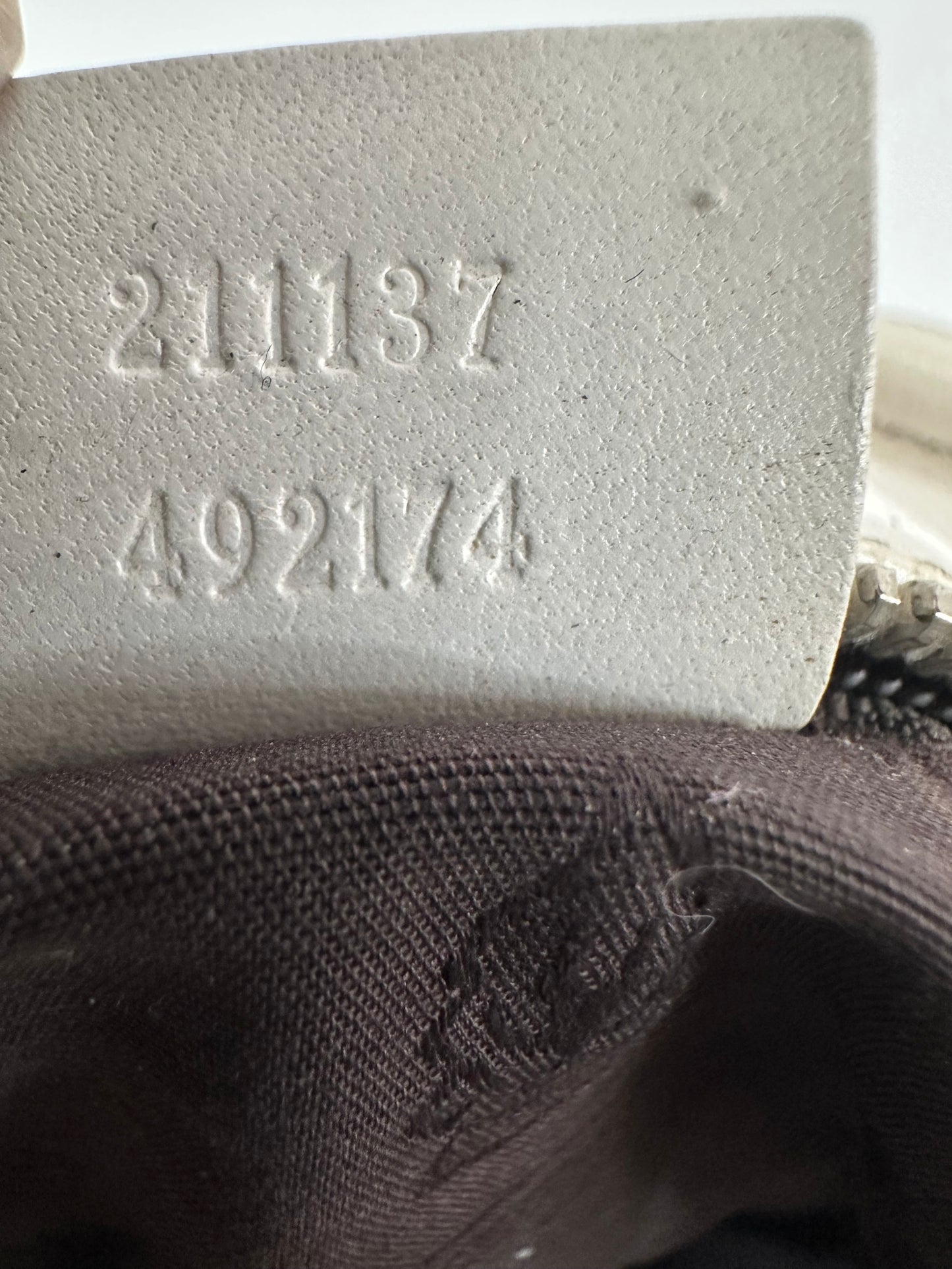 GUCCI White Imprime GG Tote Medium