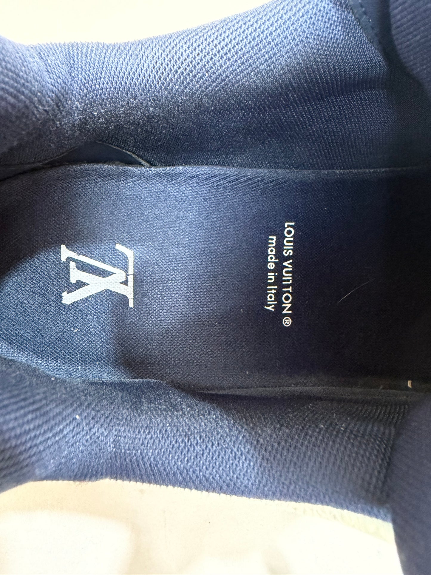 Louis Vuitton White/Blue Leather and Suede LV Trainer Sneakers Size 8.5 UK/ 9.5 US