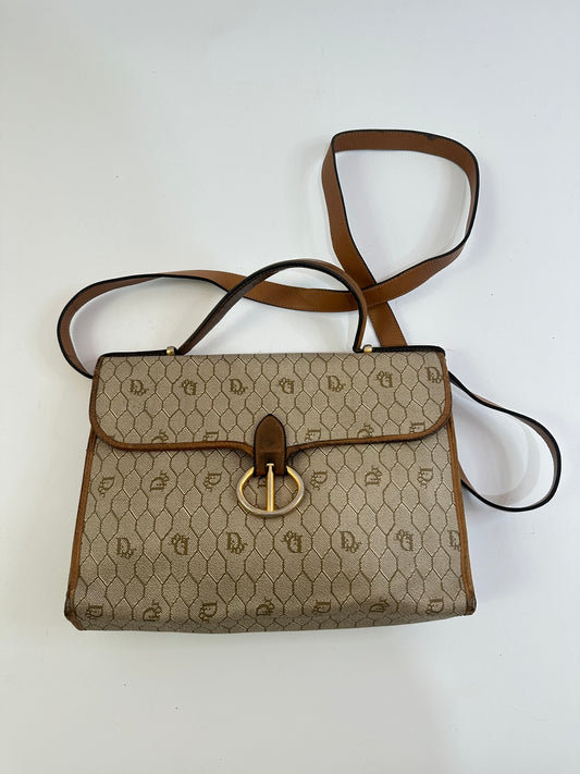 CHRISTIAN DIOR
Honeycomb Flap Crossbody bag