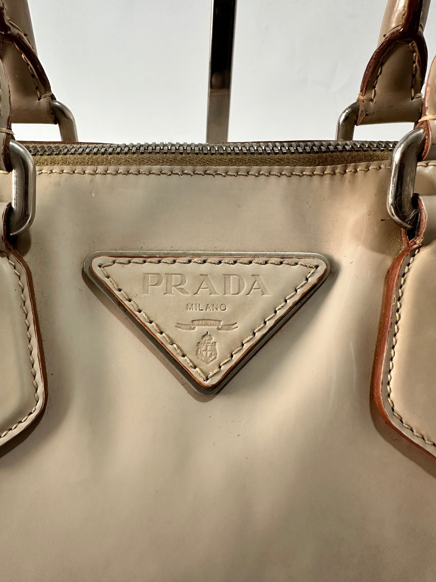 PRADA
Spazzolato Medium Promenade Tote Beige