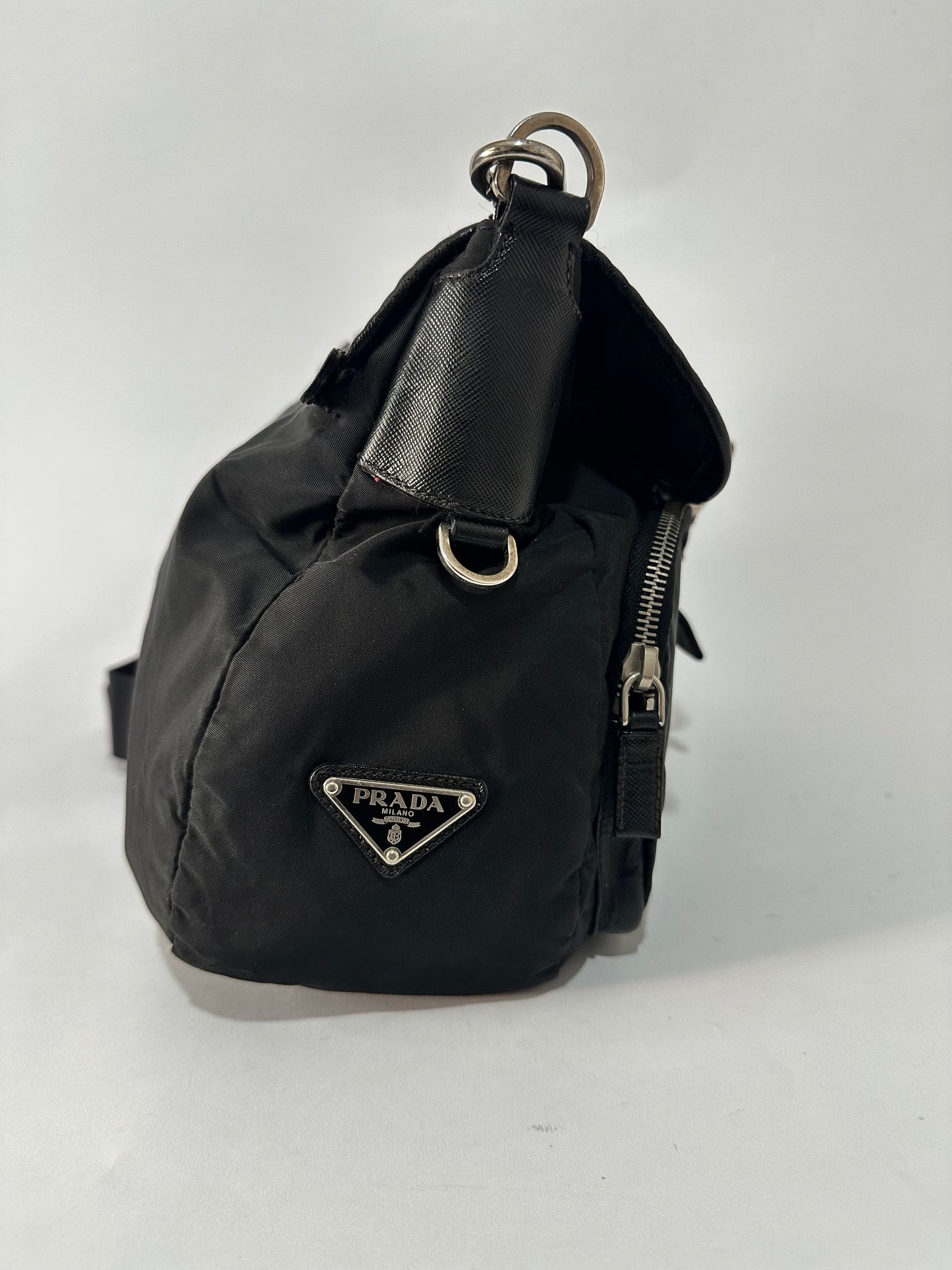 PRADA
Re-Nylon Vela Saffiano Pocket Double Zip Shoulder Bag Black