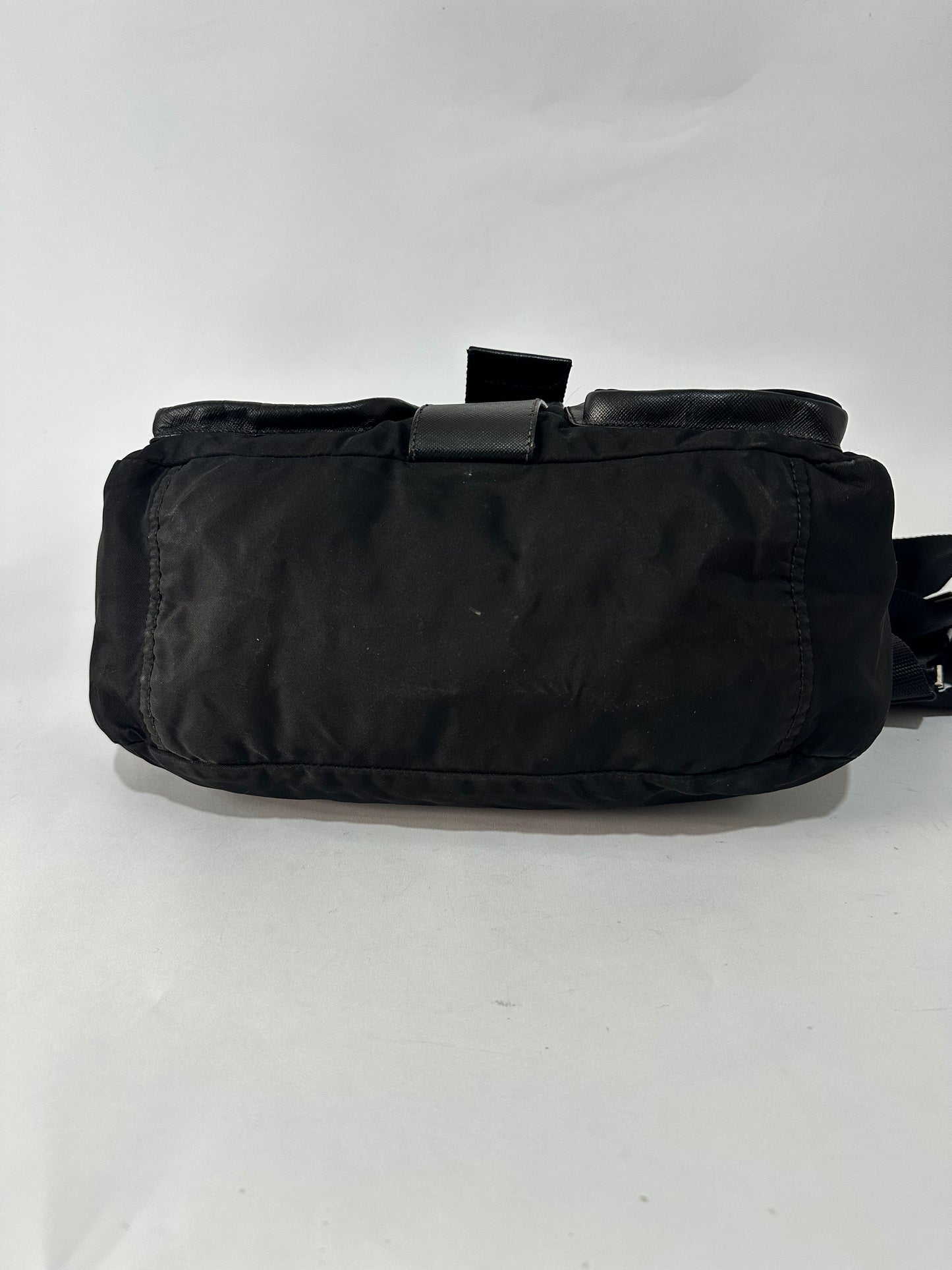 PRADA
Re-Nylon Vela Saffiano Pocket Double Zip Shoulder Bag Black