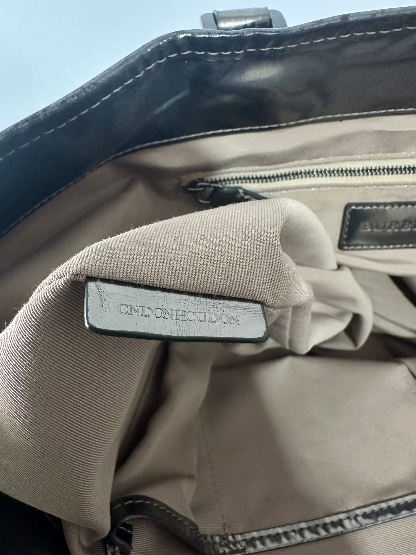 BURBERRY
Supernova Check Stars Large Nickie Tote Nickel