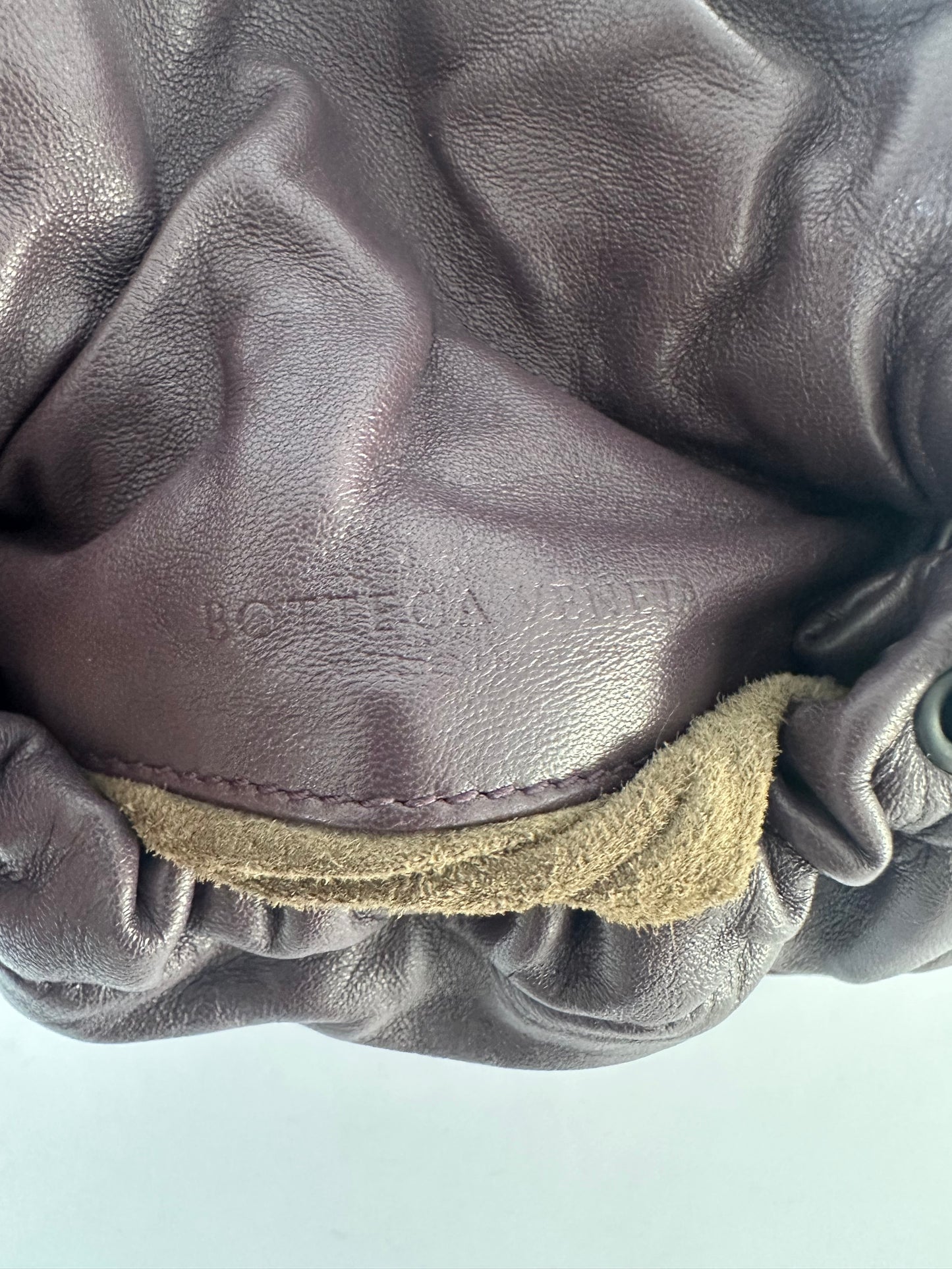 BOTTEGA VENETA
Calfskin Intrecciato Small Elastic Flap Black