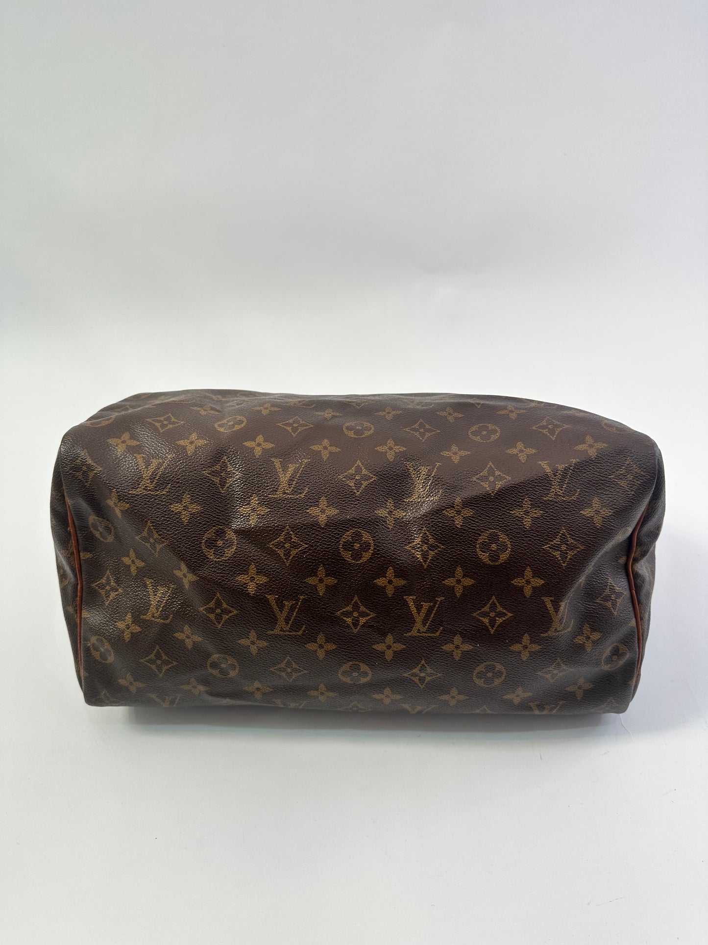 LOUIS VUITTON Monogram Speedy 35