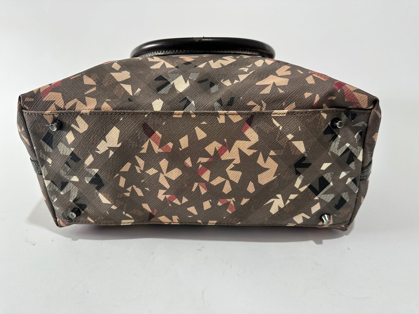 BURBERRY
Supernova Check Stars Large Nickie Tote Nickel
