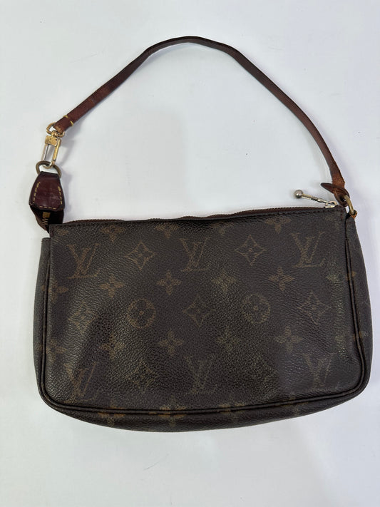 LOUIS VUITTON Monogram Pochette Accessories