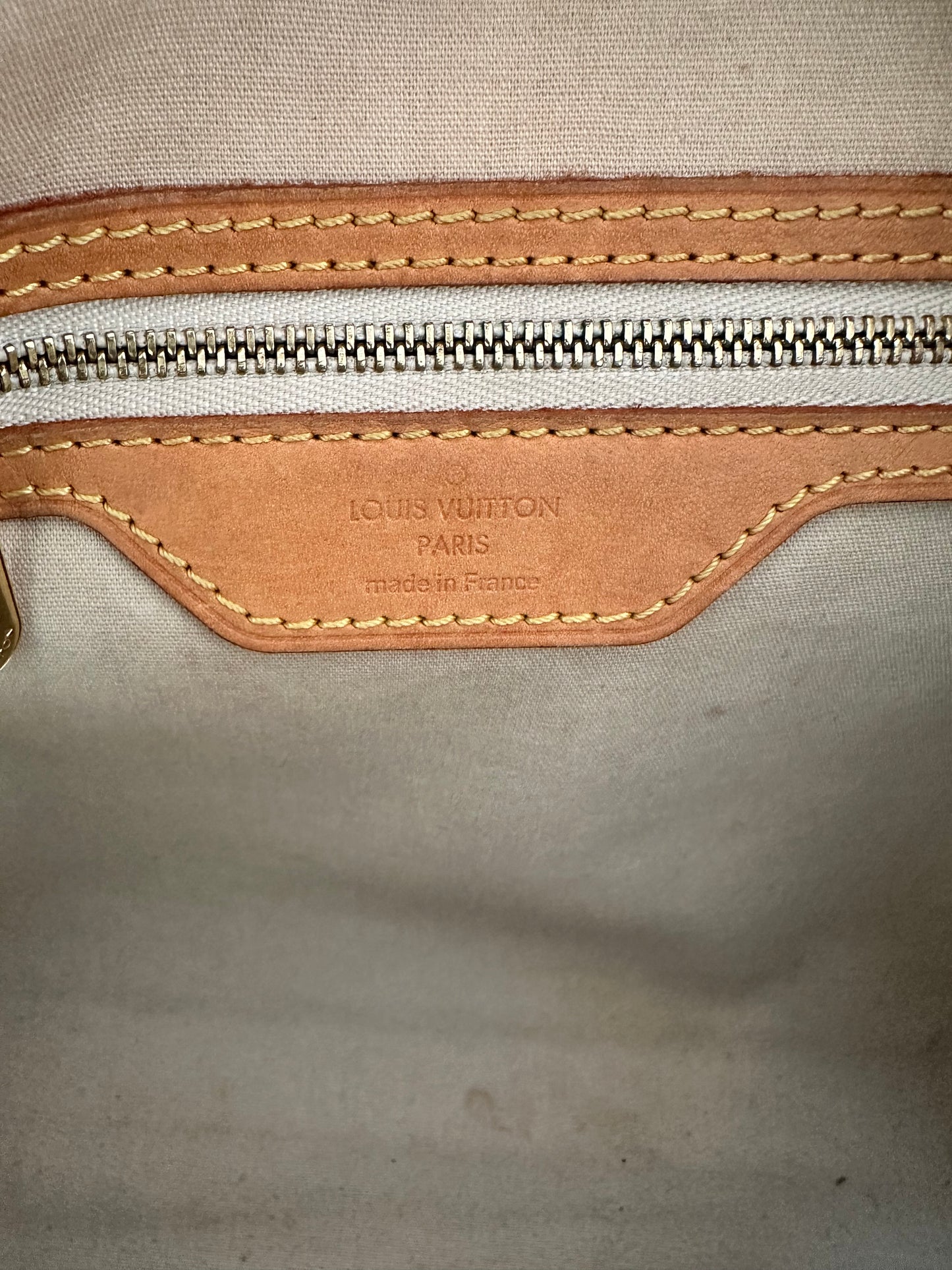 Louis Vuitton Blanc Corail Monogram Vernis Brea MM Bag