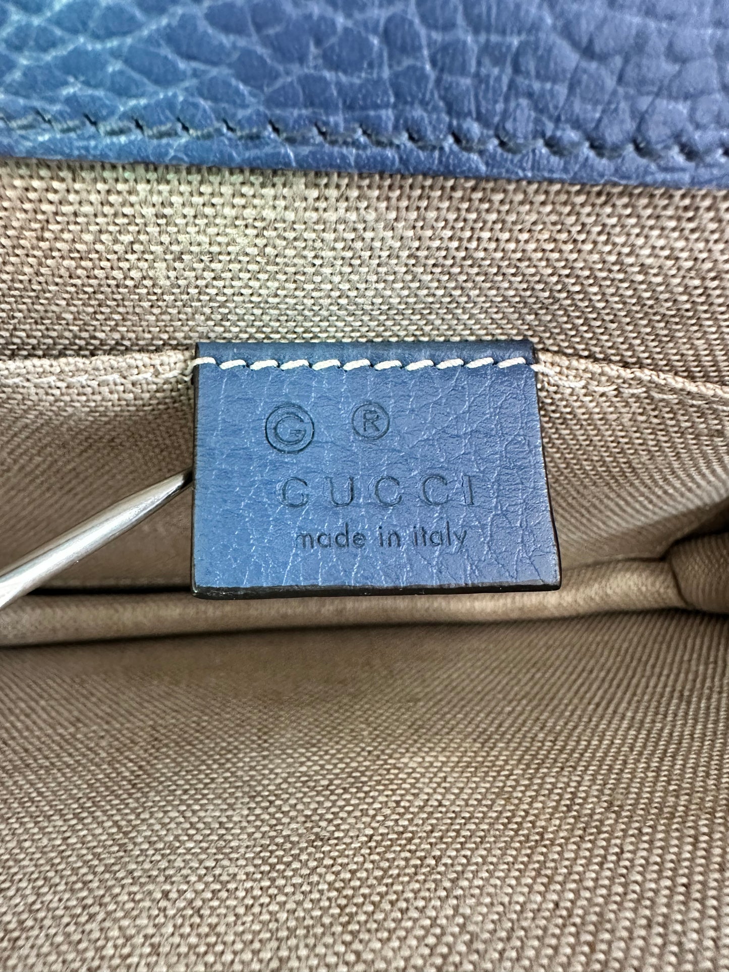 GUCCI
Dollar Calfskin Small Interlocking G Shoulder Bag Caspian