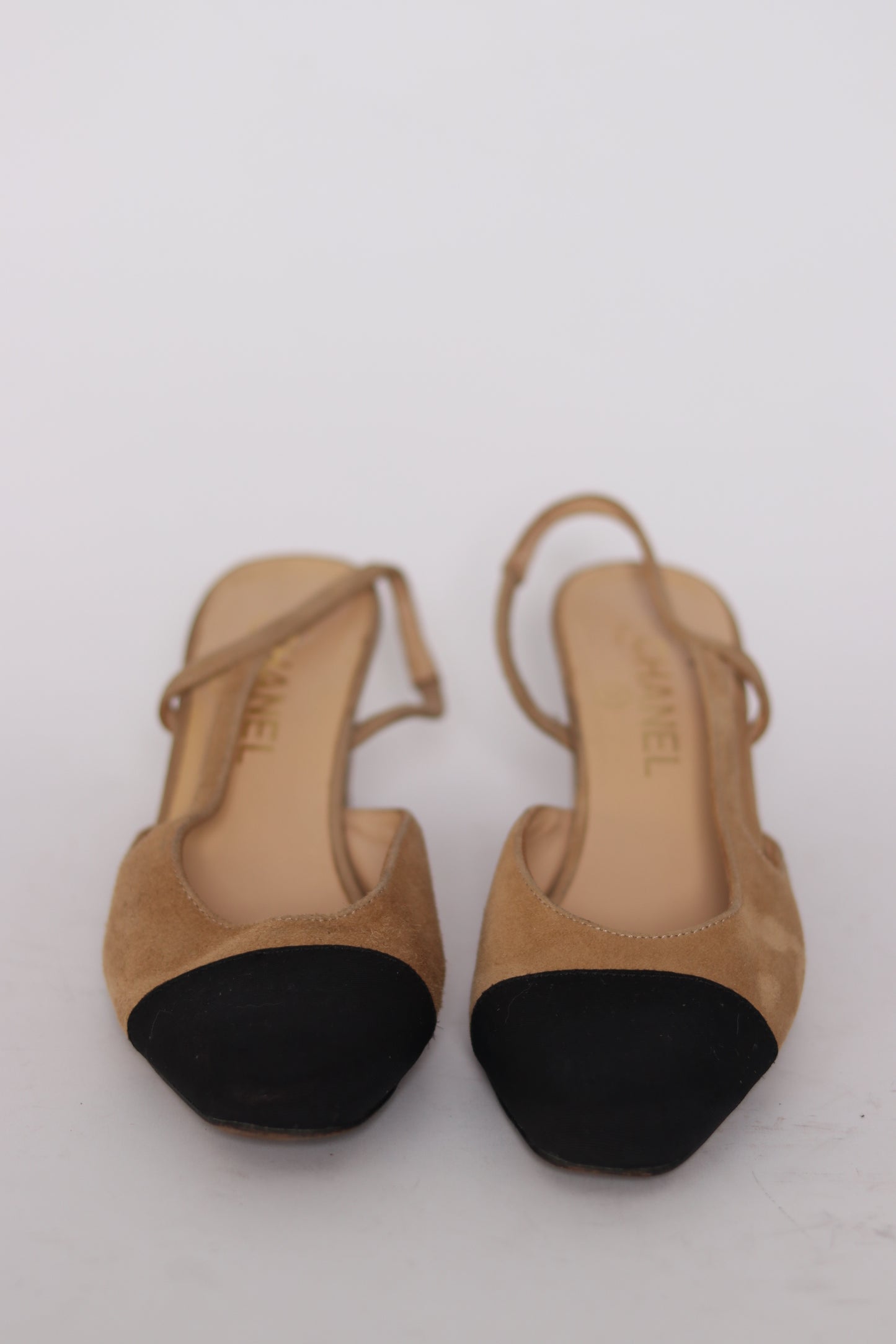 Chanel Beige/Black Suede And Fabric Cap Toe Slingback Sandals Size 39 EU/ 9 US