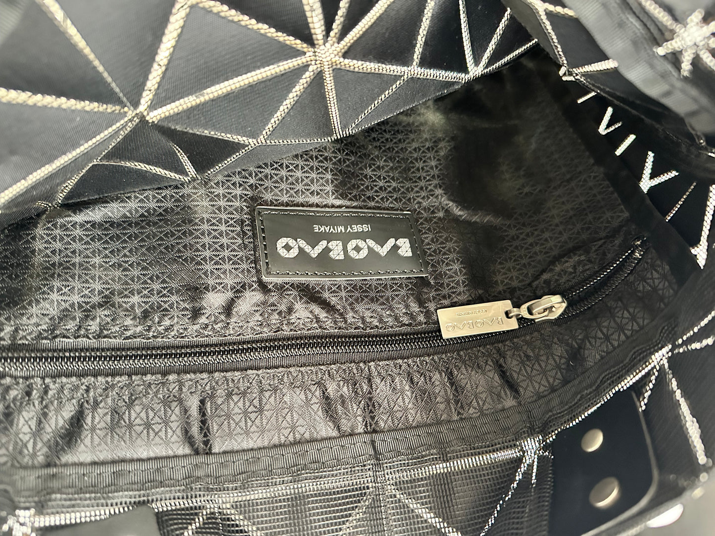 Issey Miyake Prism tote bag
