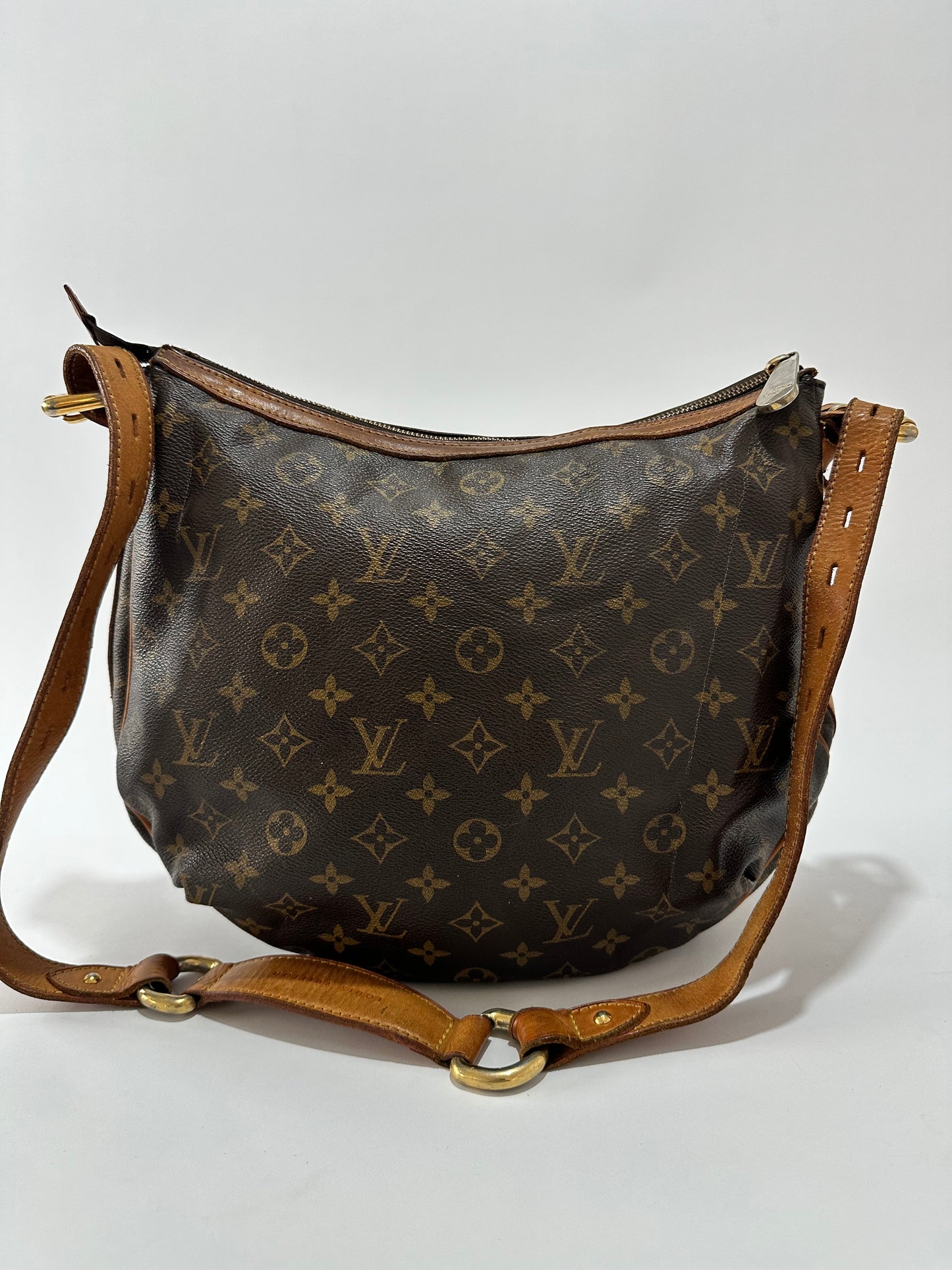 LOUIS VUITTON
Monogram Tulum GM