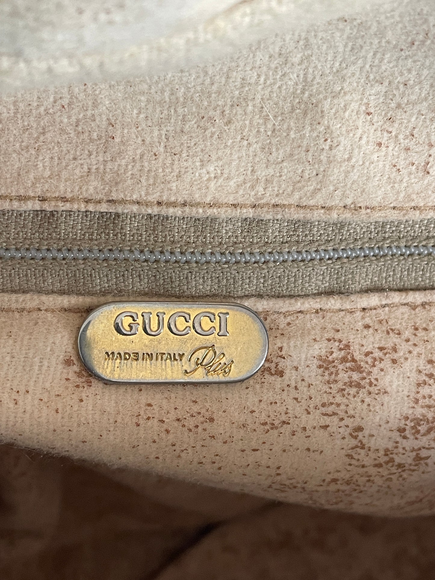 GUCCI
Vintage GG Plus Boston Bag