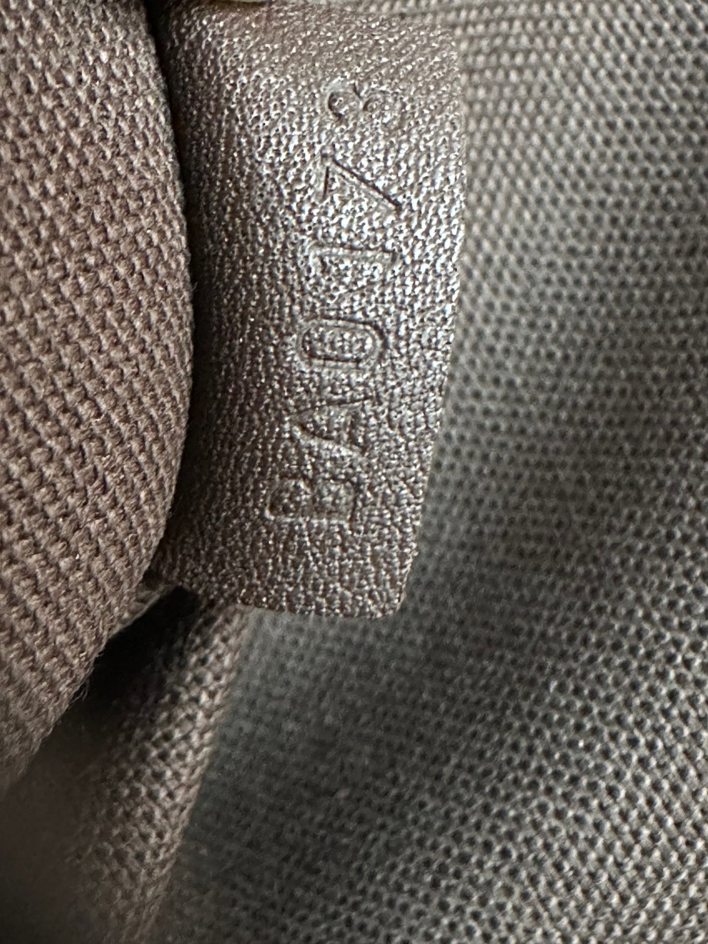 LOUIS VUITTON Damier Infini Porte-Documents Voyage PM