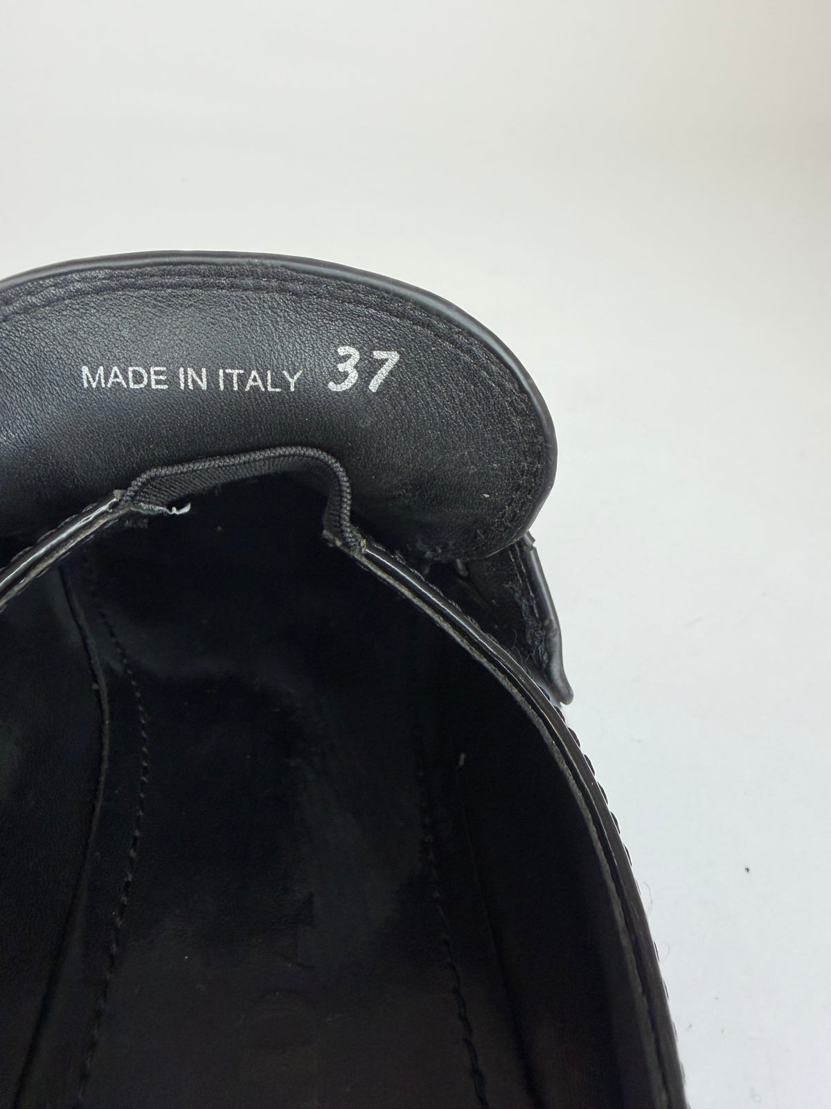 PRADA Vernice Metal Triangle Logo 50mm Loafers Size 37 EU/7 US/ 4 UK