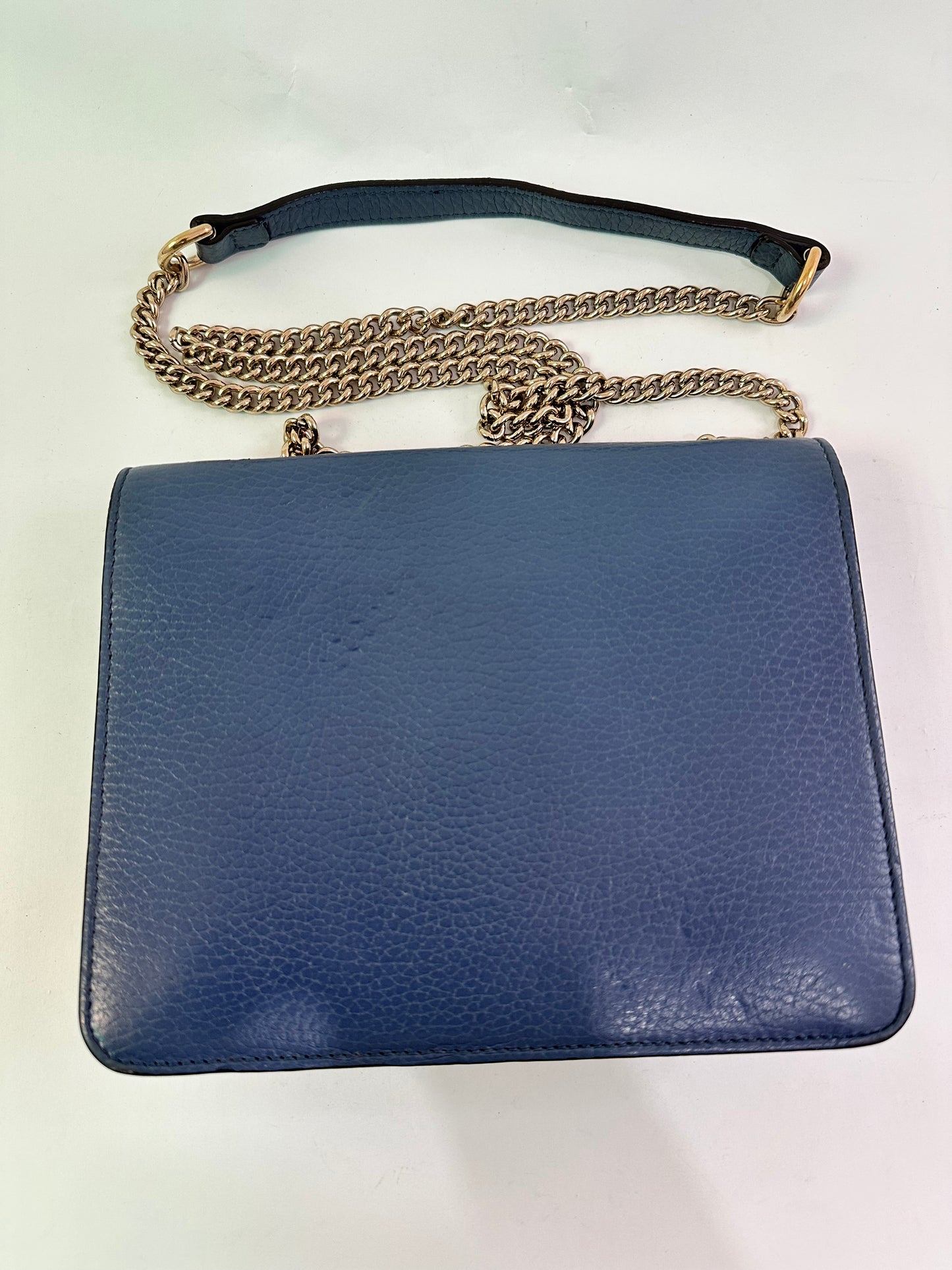 GUCCI
Dollar Calfskin Small Interlocking G Shoulder Bag Caspian