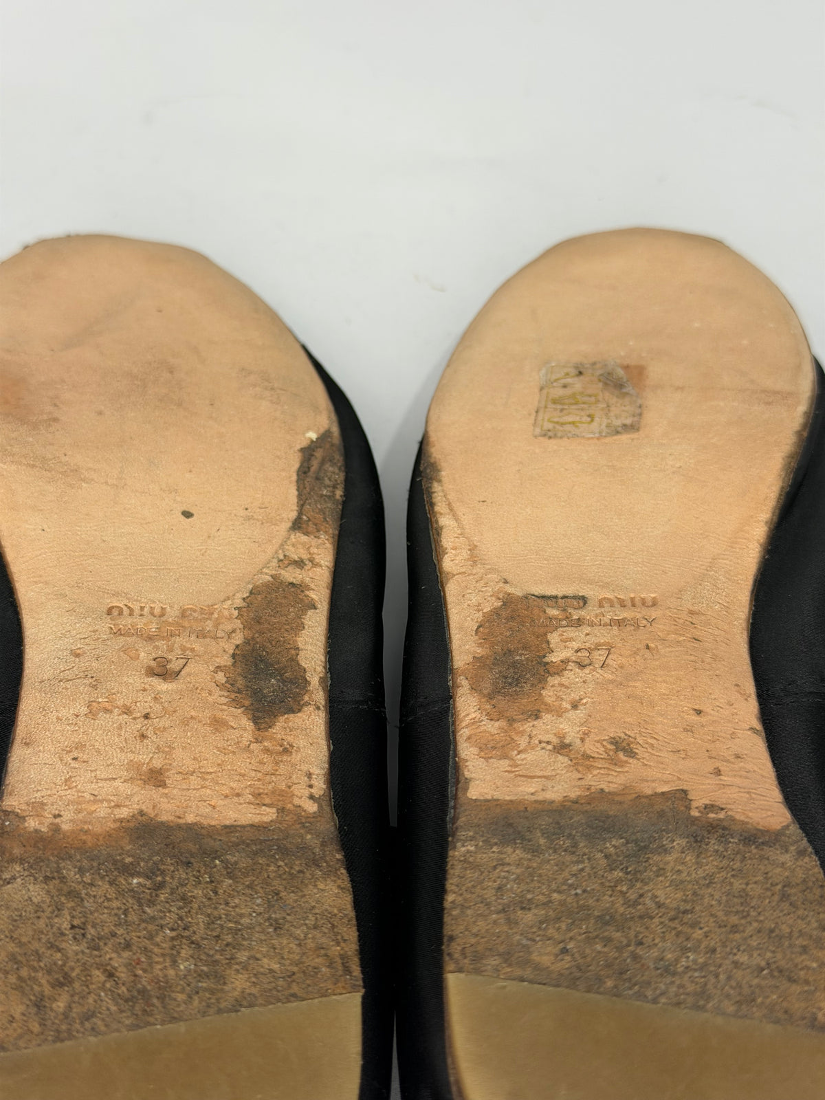 Miu Miu Black Leather Buckle Detail Bow Ballet Flats Size 37 EU/ 7 US