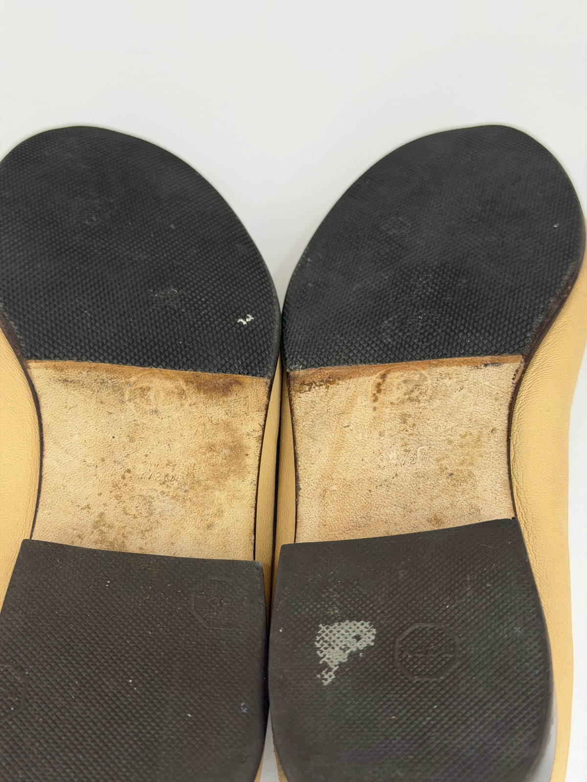 CHANEL Beige/Black Lambskin Leather CC Ballet Flats Size 37.5 EU/ 7.5 US