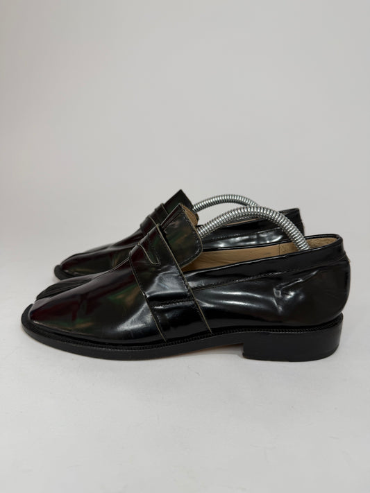 Maison Margiela Tabi Split Toe Patent Leather Loafers Black Size 36 EU/6 US