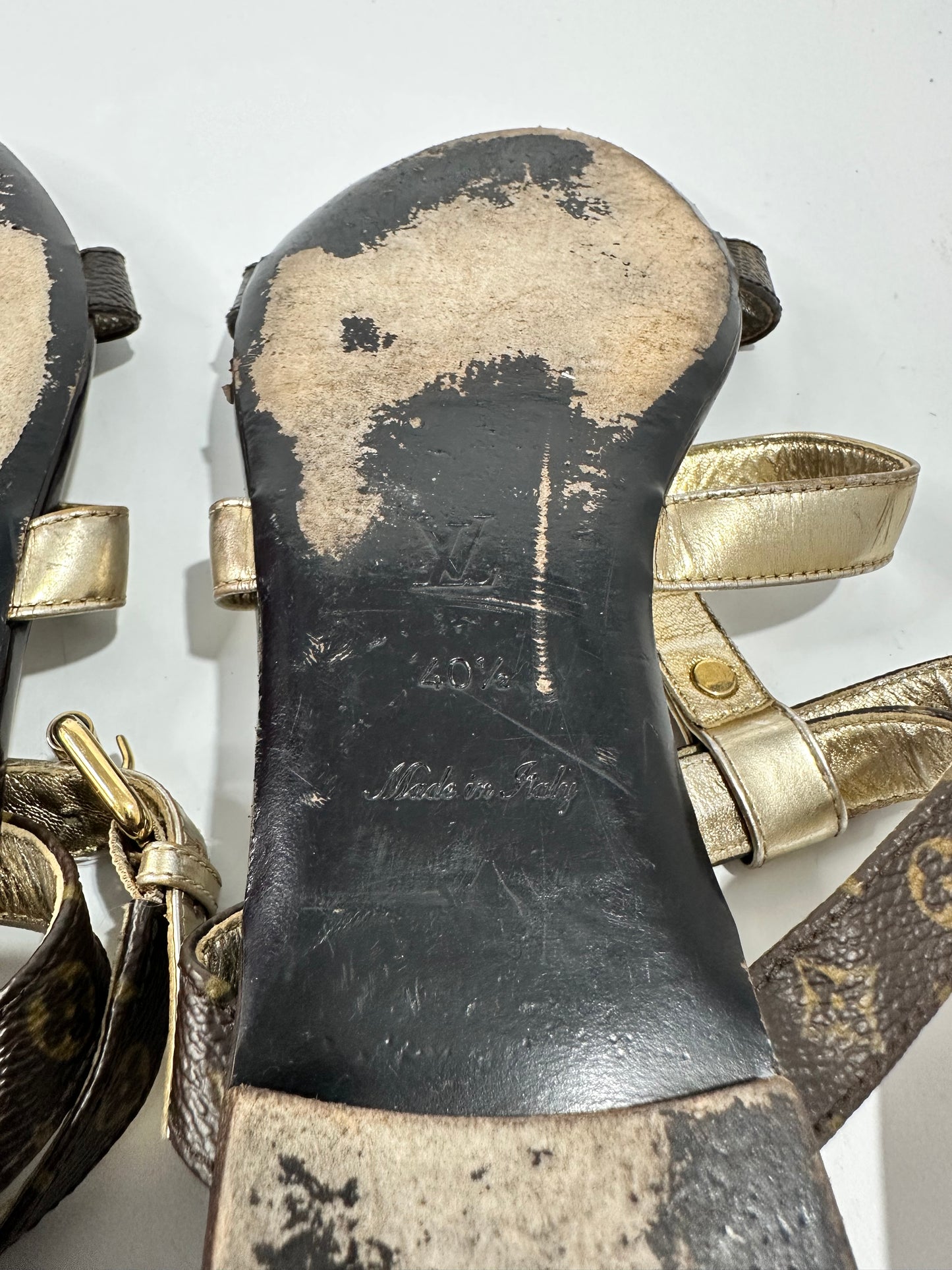 Louis Vuitton Monogram Canvas and Gold Leather Be Happy Flat Sandals Size 40.5
