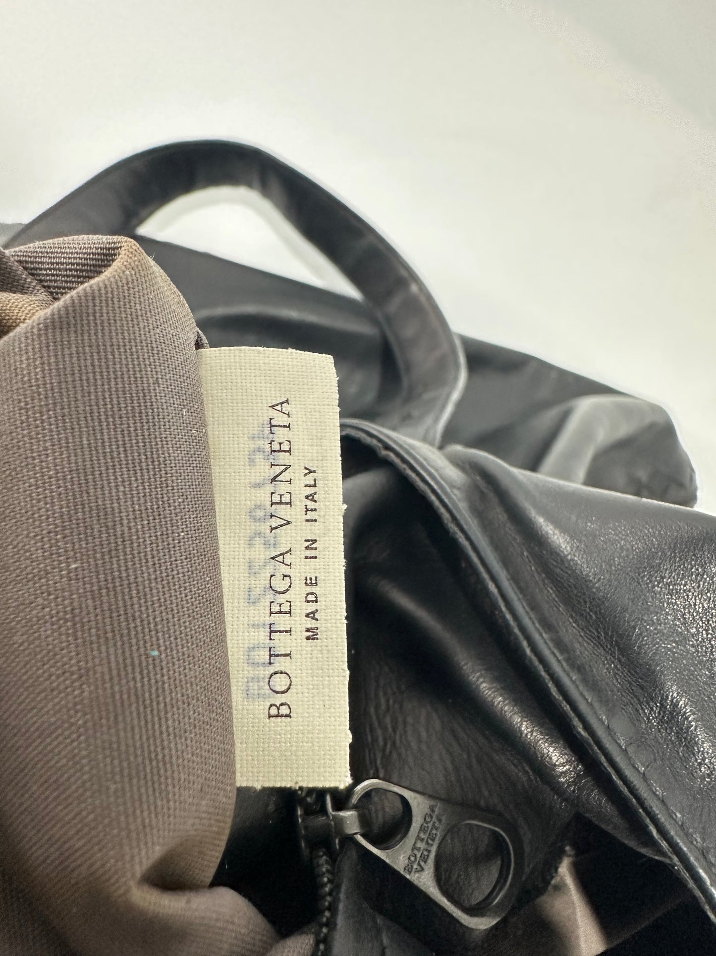 Bottega Veneta Black Intrecciato Trim Leather Expandable Tote