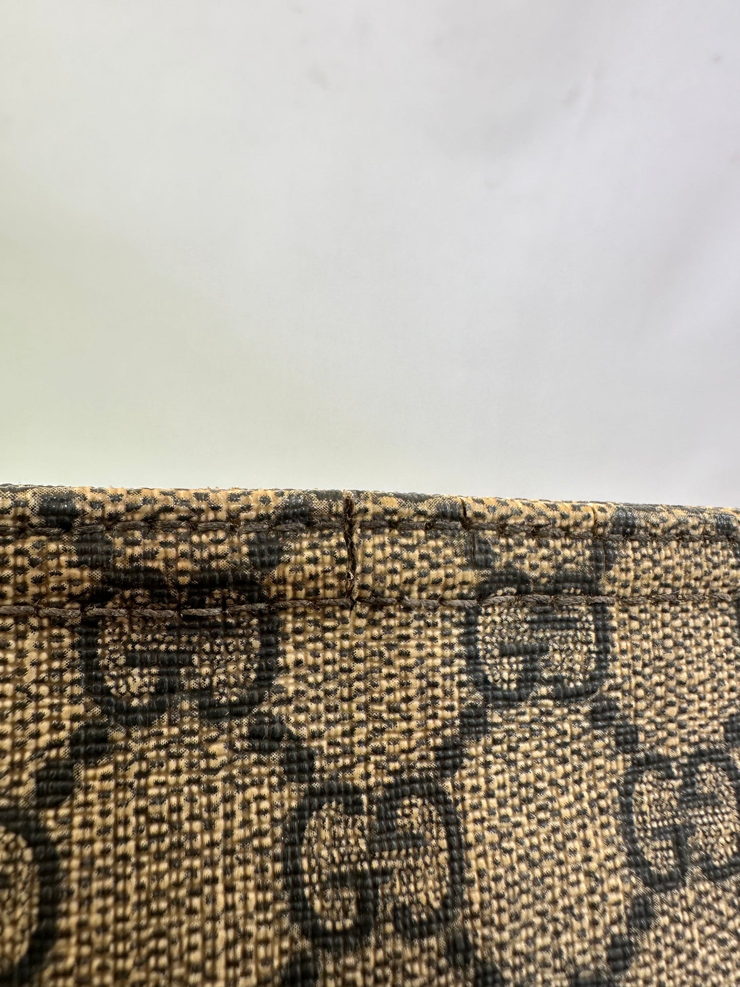 GUCCI Beige GG Supreme Canvas and Leather Crossbody Bag