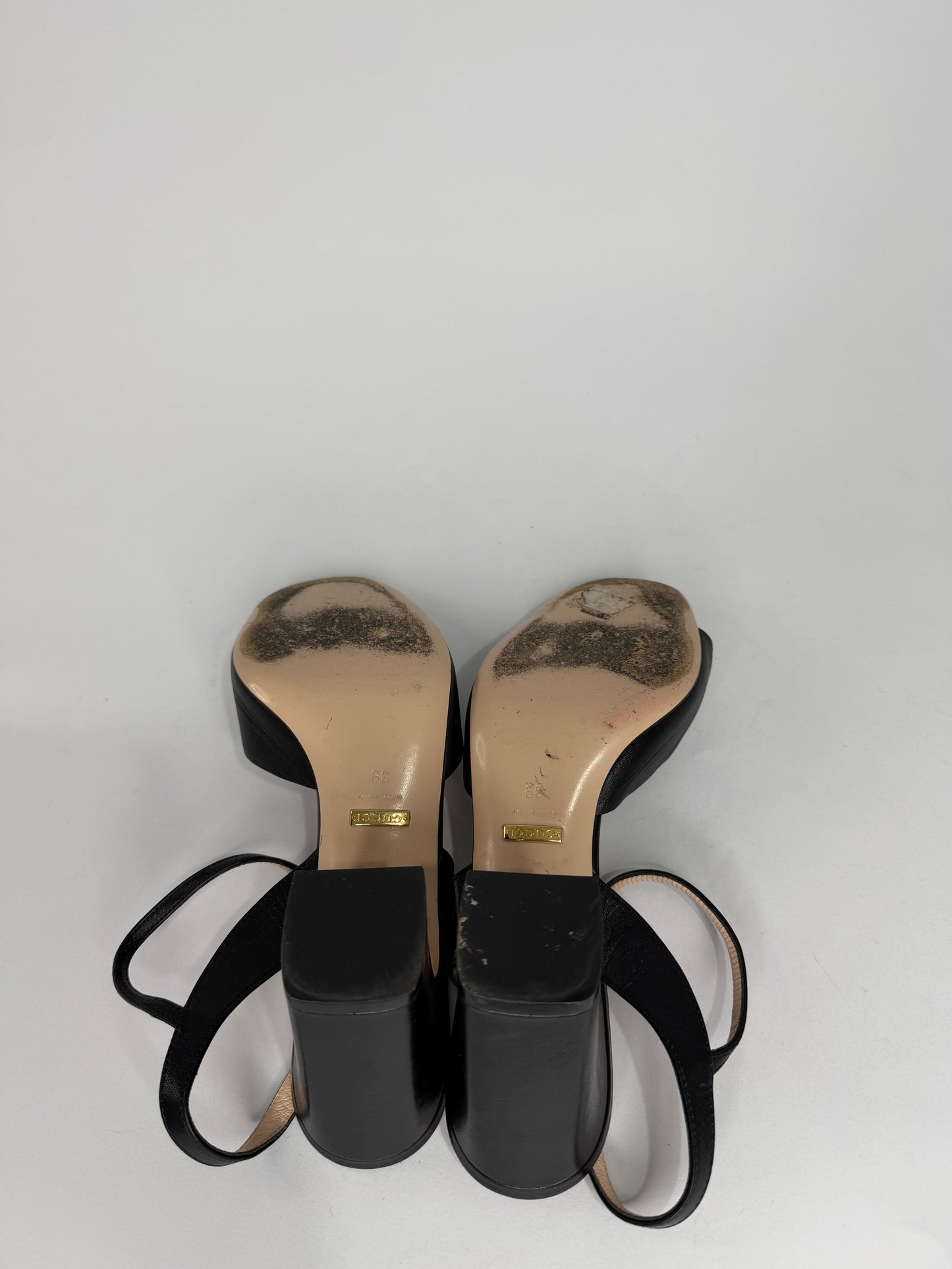 Gucci
Horsebit Accent Leather Sandals
Women's Size 39 EU/ 9 US / 6 UK