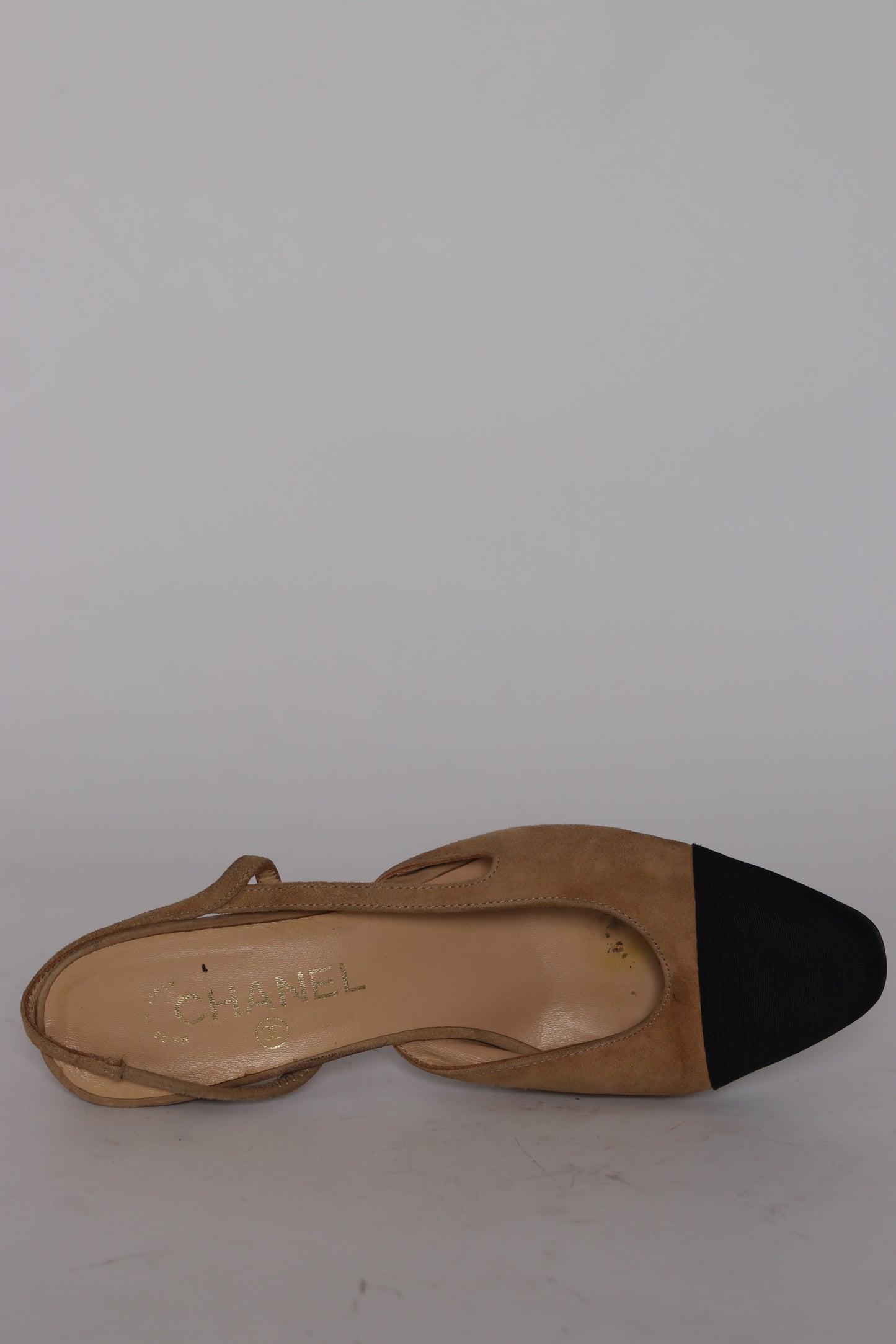 Chanel Beige/Black Suede And Fabric Cap Toe Slingback Sandals Size 39 EU/ 9 US