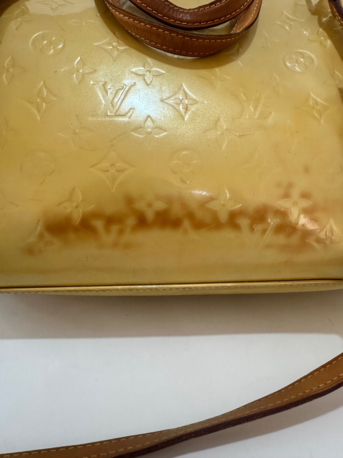 Louis Vuitton Blanc Corail Monogram Vernis Brea MM Bag