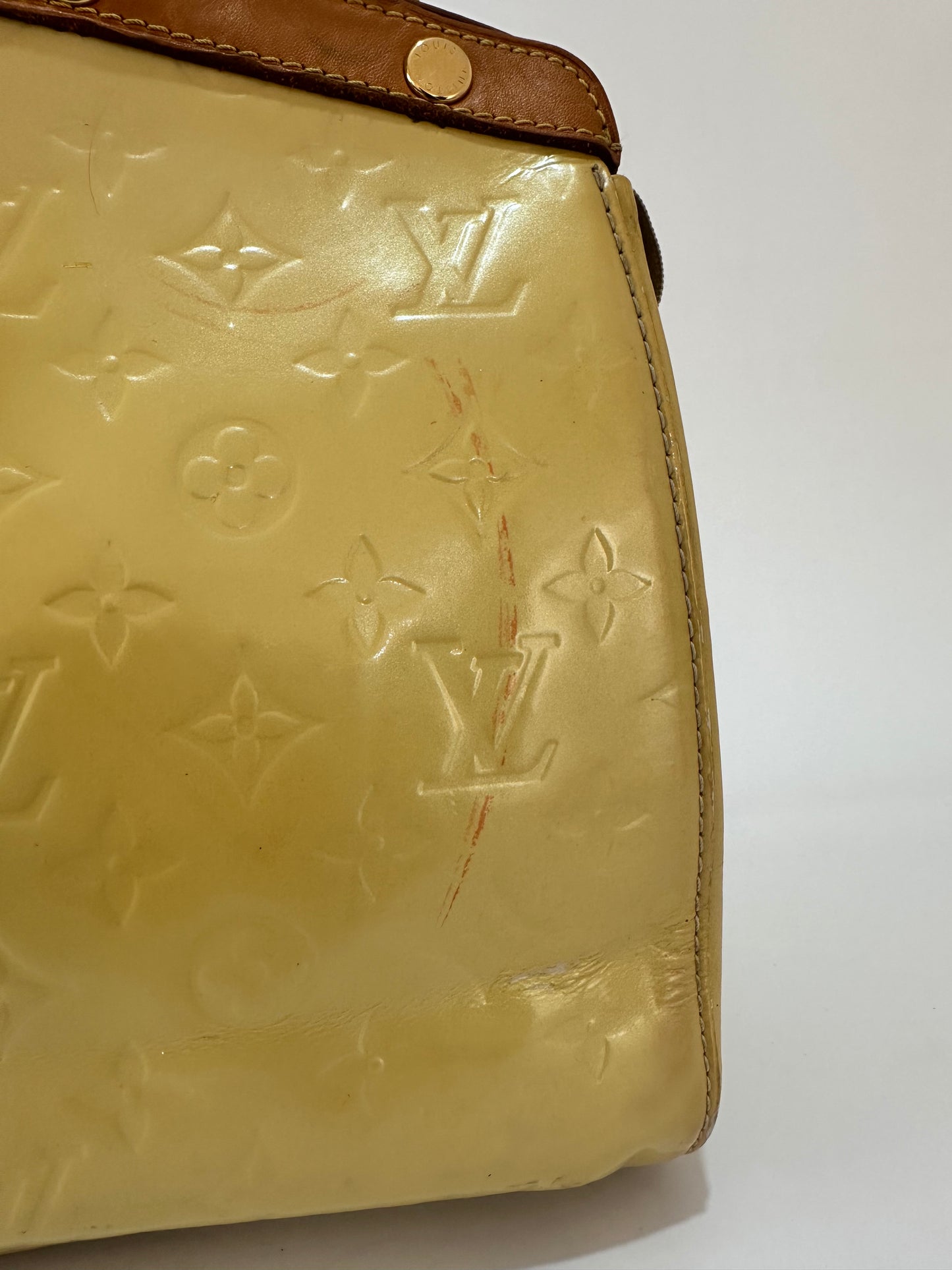 Louis Vuitton Blanc Corail Monogram Vernis Brea MM Bag
