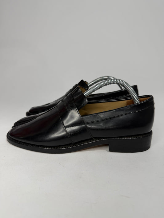 Maison Margiela Tabi Split Toe Patent Leather Loafers Black Size 36 EU/6 US