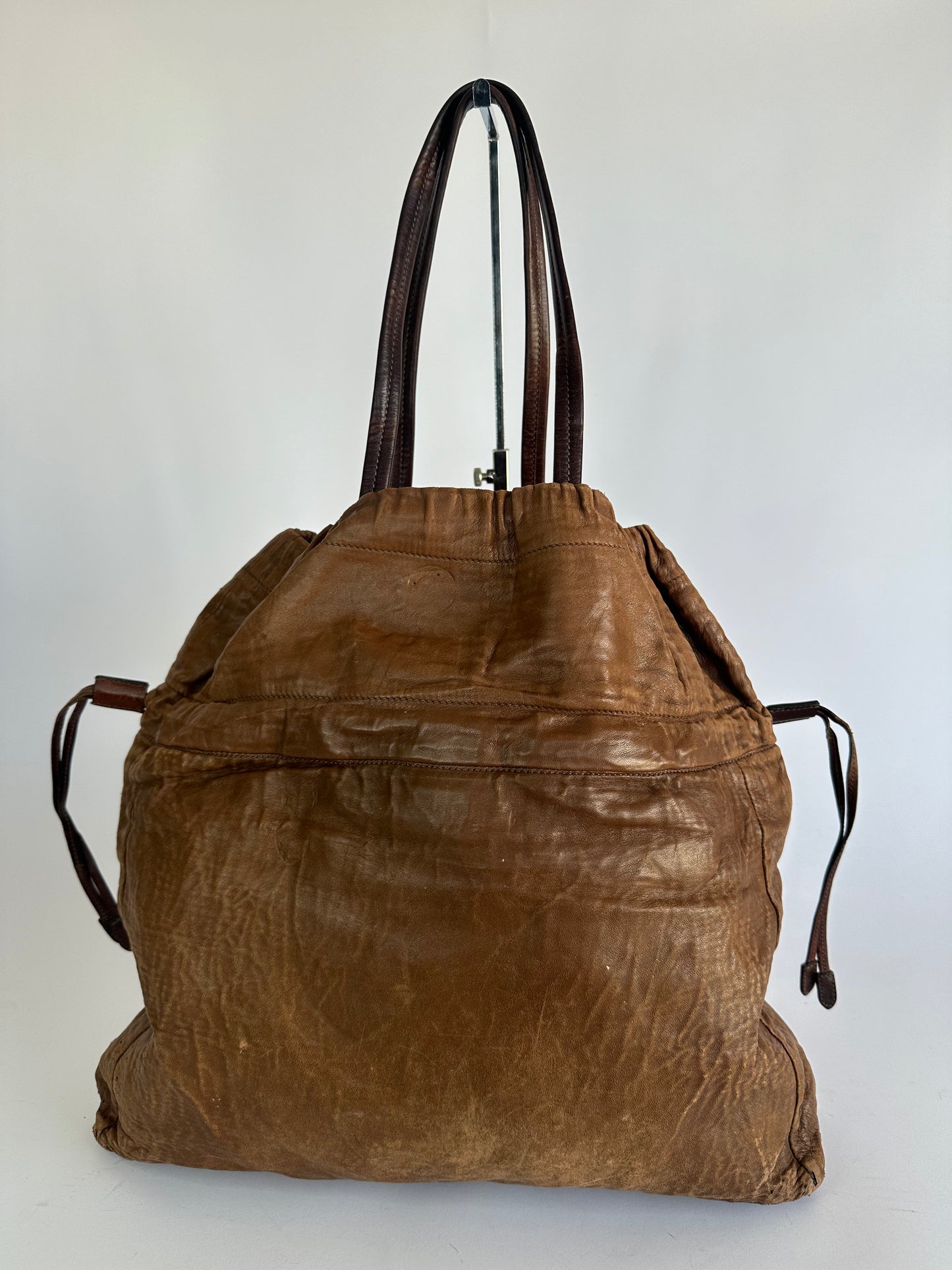 PRADA
Nappa Tote Brown