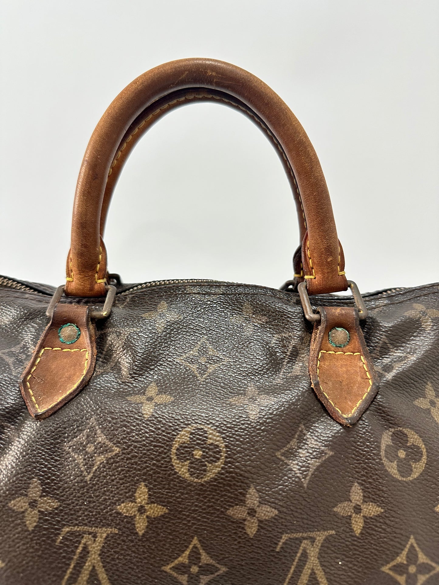 LOUIS VUITTON Monogram Speedy 35