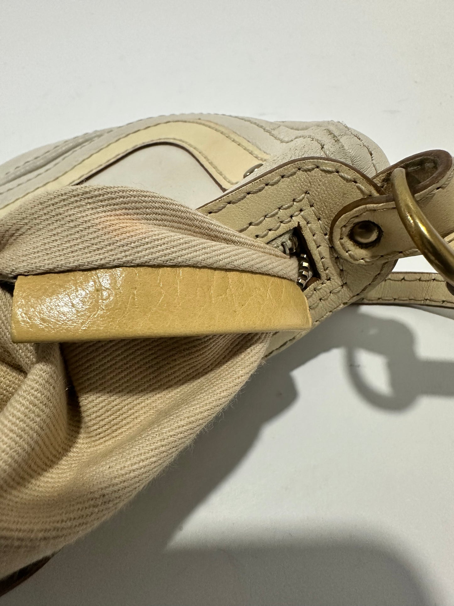 Chloe White/Cream Leather Logo Charm Shoulder Bag