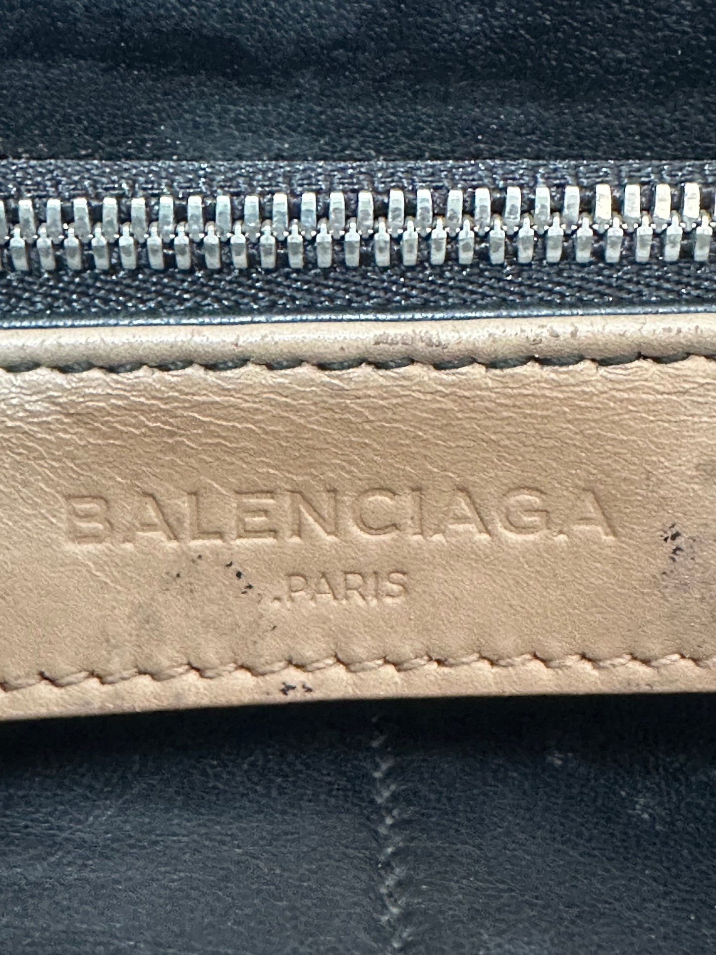 BALENCIAGA Beige Leather Le Dix Shoulder Bag