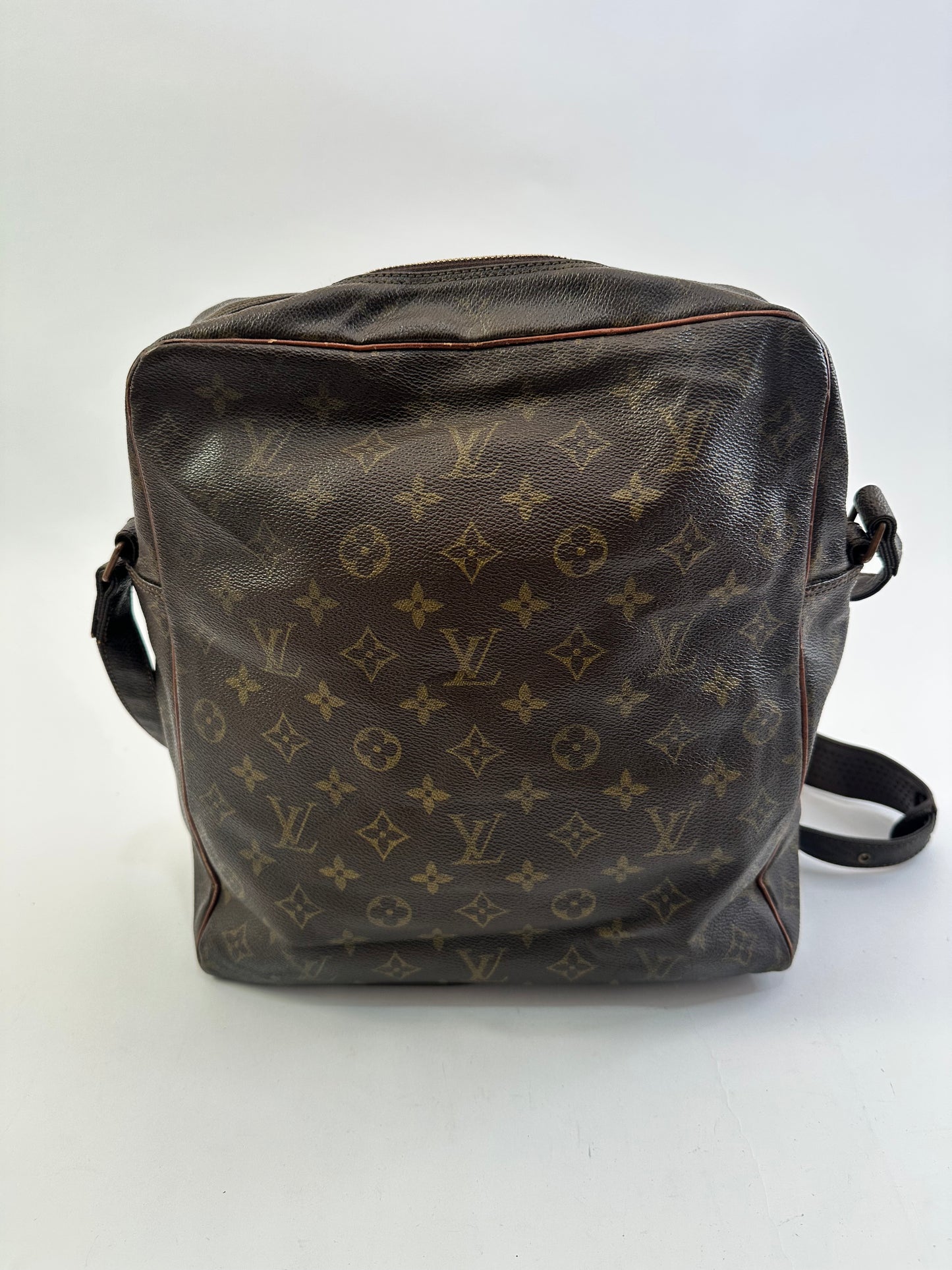 Louis Vuitton Vintage Monogram Canvas Marceau GM Messenger Bag